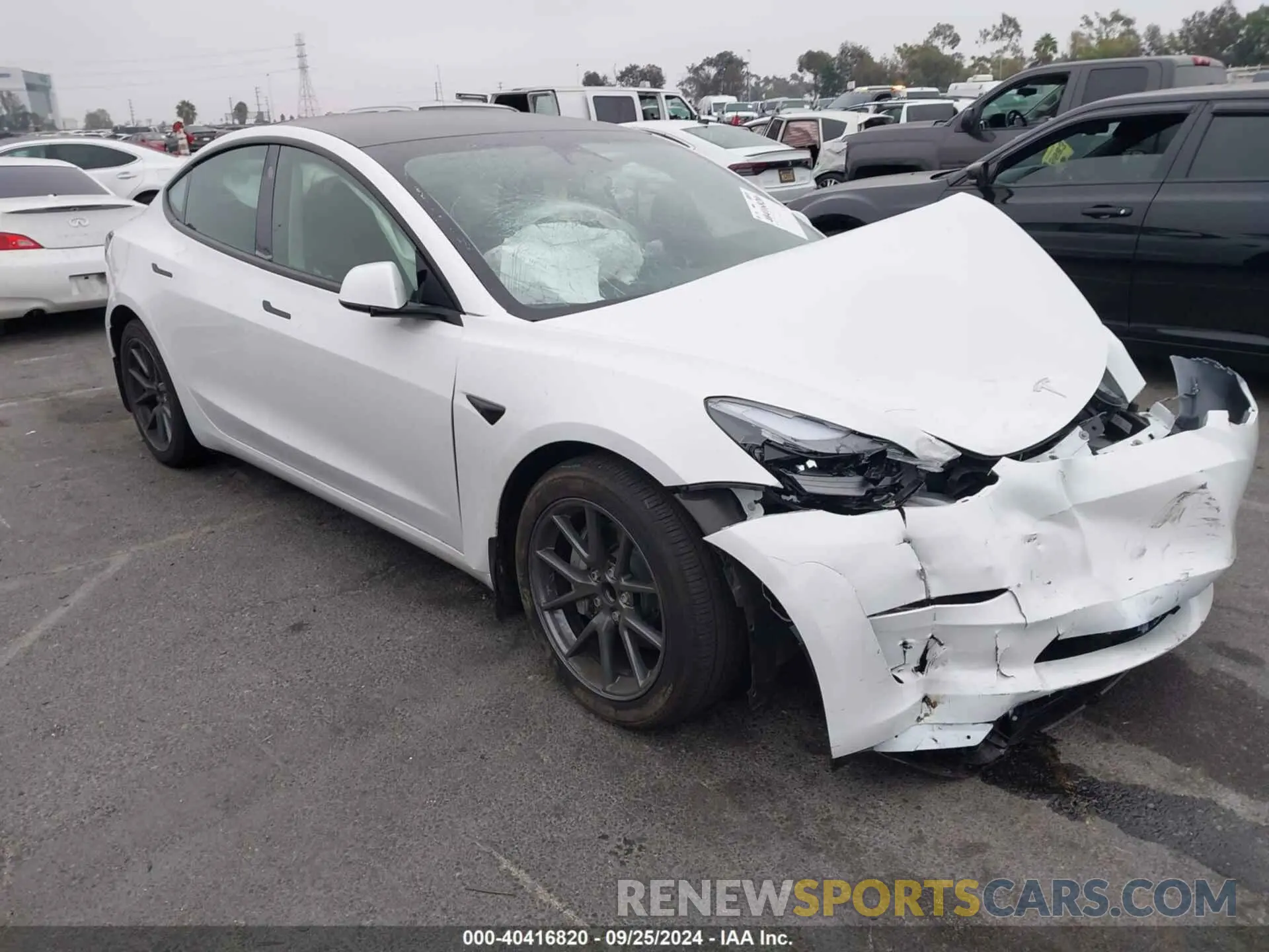 1 Photograph of a damaged car 5YJ3E1EA6PF713969 TESLA MODEL 3 2023
