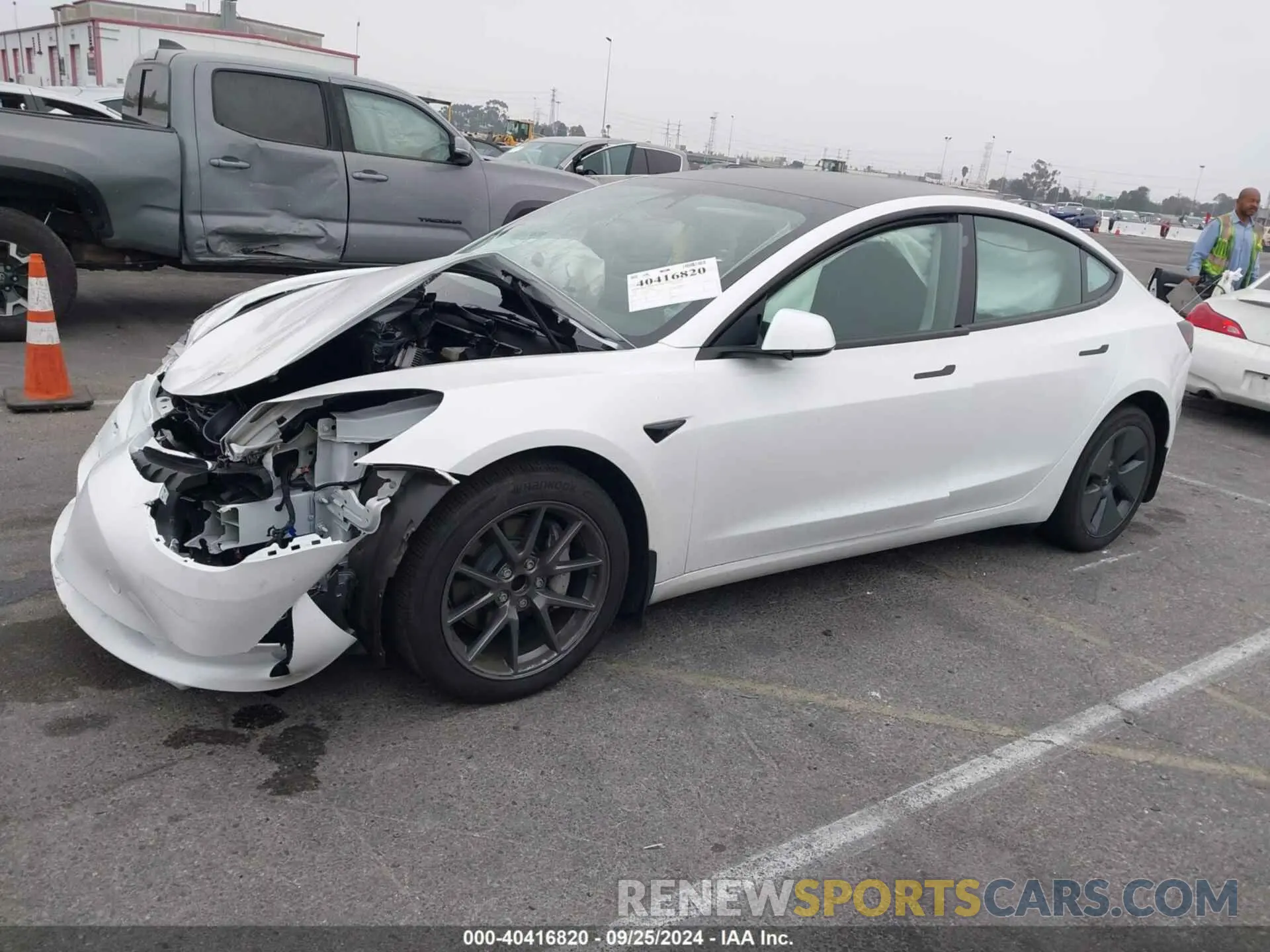 2 Photograph of a damaged car 5YJ3E1EA6PF713969 TESLA MODEL 3 2023