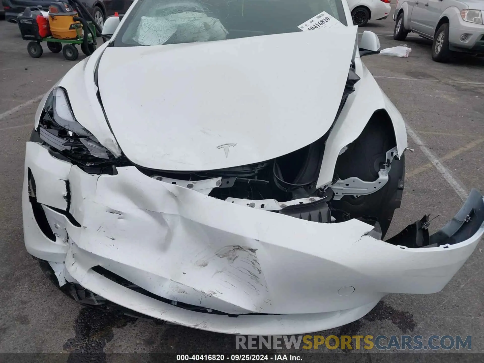 6 Photograph of a damaged car 5YJ3E1EA6PF713969 TESLA MODEL 3 2023