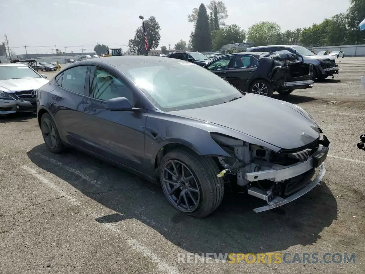 4 Photograph of a damaged car 5YJ3E1EA7PF395103 TESLA MODEL 3 2023