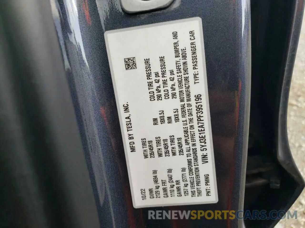 14 Photograph of a damaged car 5YJ3E1EA7PF395196 TESLA MODEL 3 2023