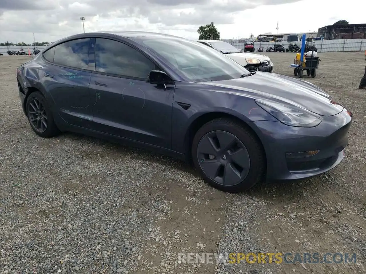 4 Photograph of a damaged car 5YJ3E1EA7PF395196 TESLA MODEL 3 2023