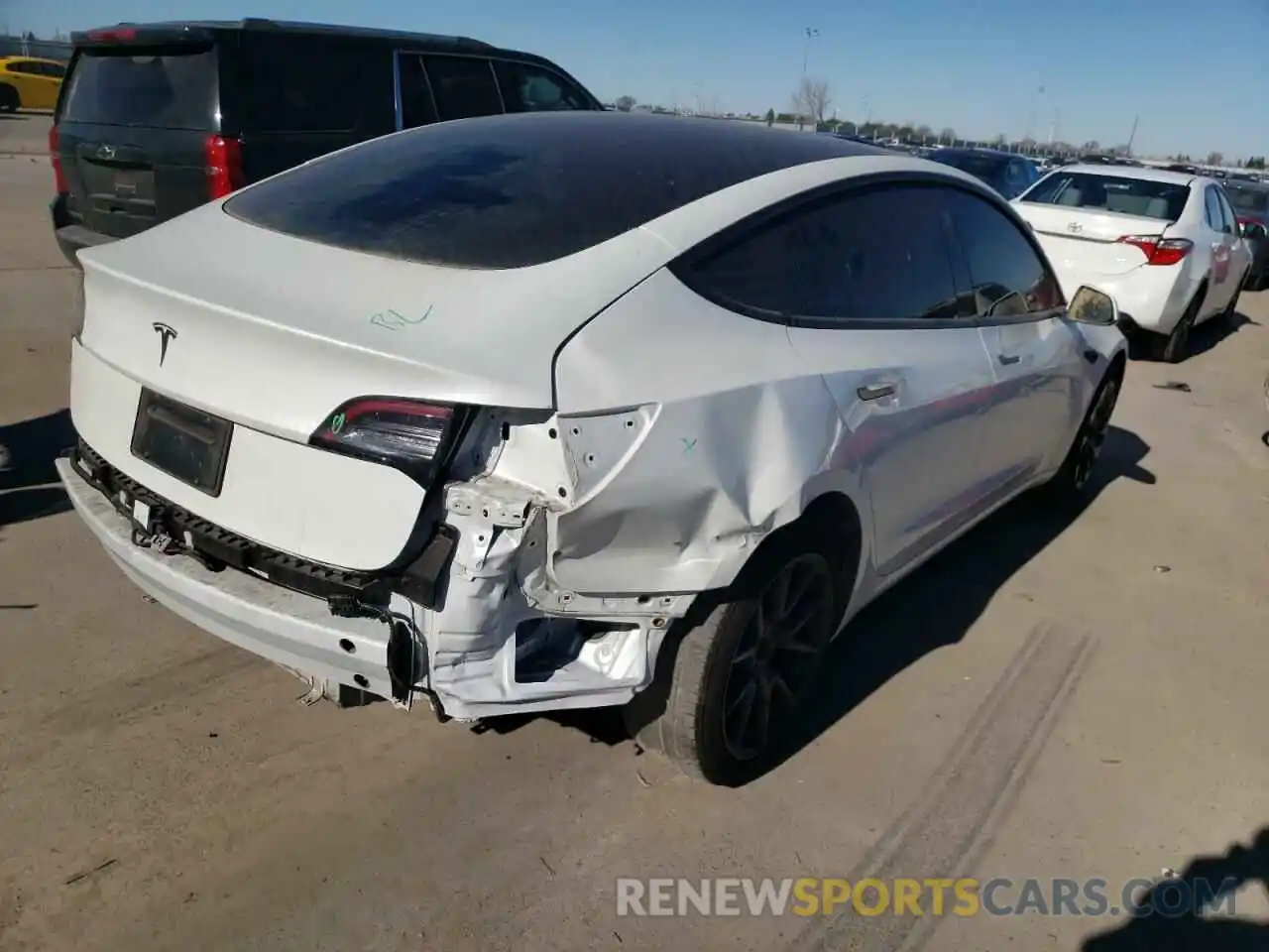 3 Photograph of a damaged car 5YJ3E1EA7PF402308 TESLA MODEL 3 2023