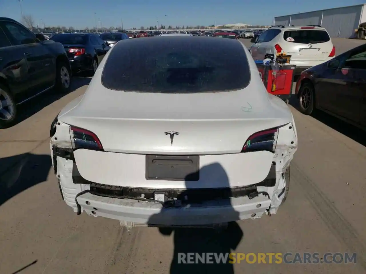 6 Photograph of a damaged car 5YJ3E1EA7PF402308 TESLA MODEL 3 2023