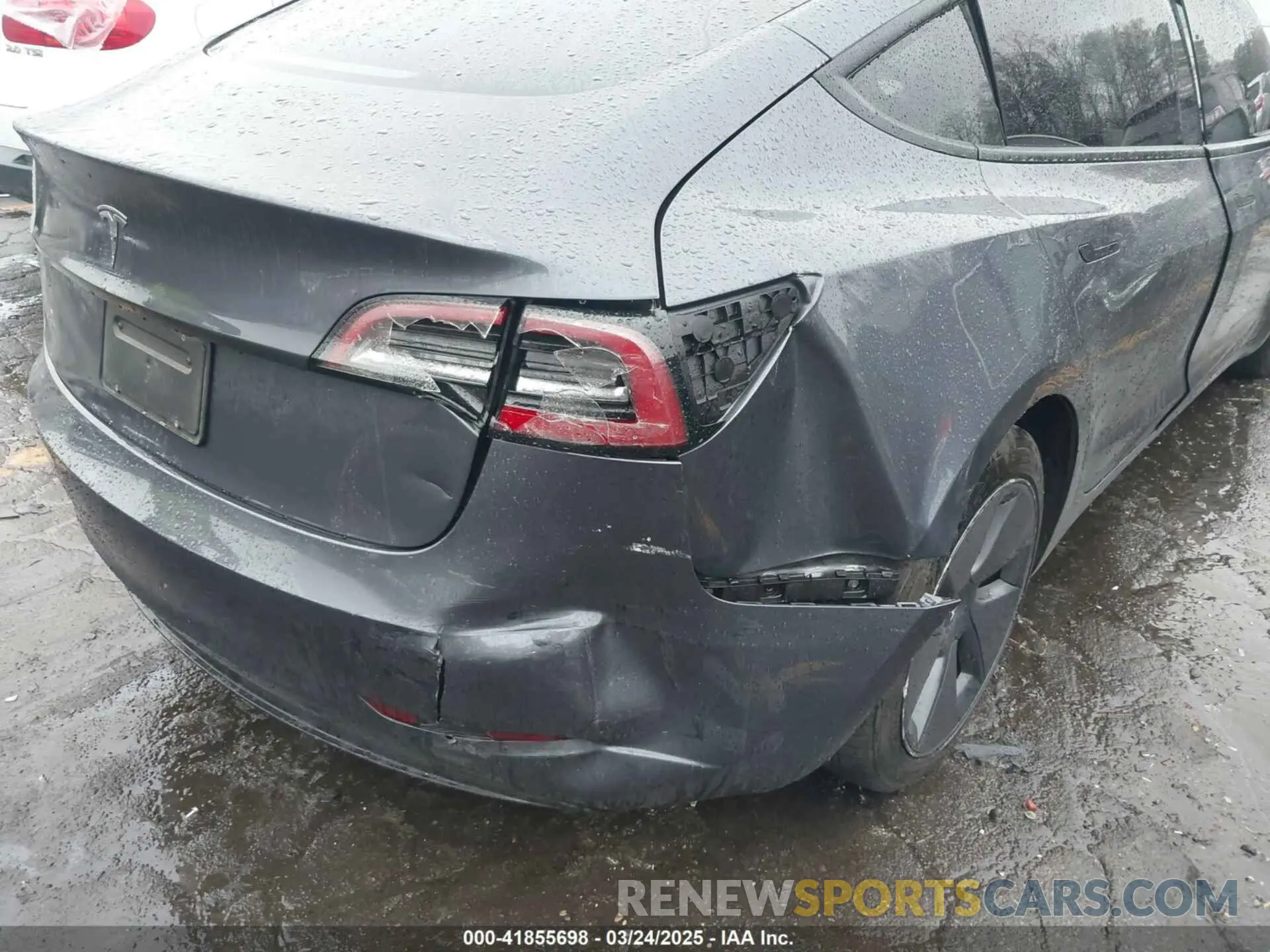18 Photograph of a damaged car 5YJ3E1EA7PF403183 TESLA MODEL 3 2023