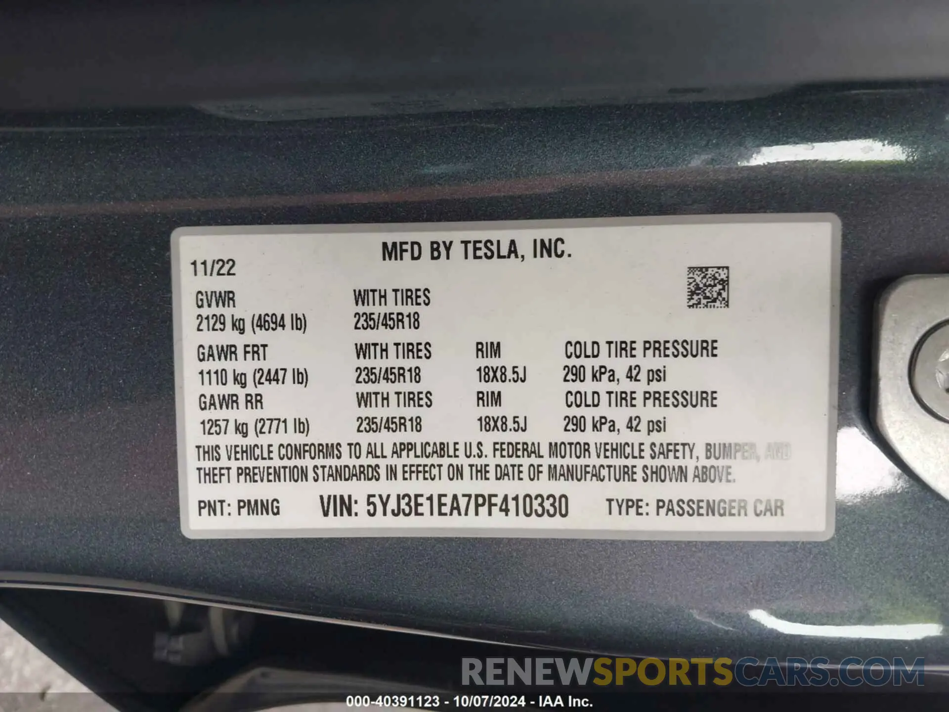 9 Photograph of a damaged car 5YJ3E1EA7PF410330 TESLA MODEL 3 2023