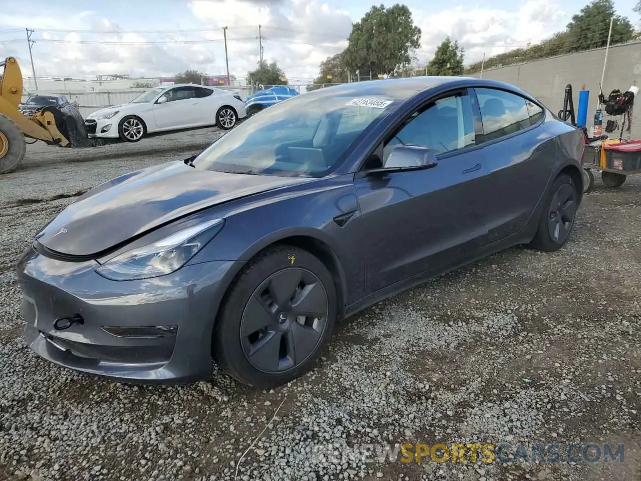 1 Photograph of a damaged car 5YJ3E1EA7PF410411 TESLA MODEL 3 2023