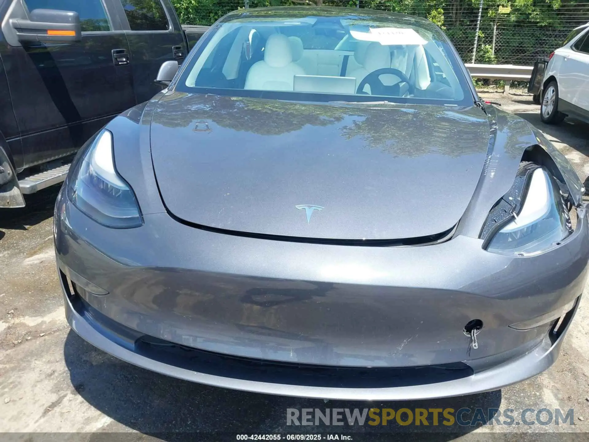 22 Photograph of a damaged car 5YJ3E1EA7PF413311 TESLA MODEL 3 2023