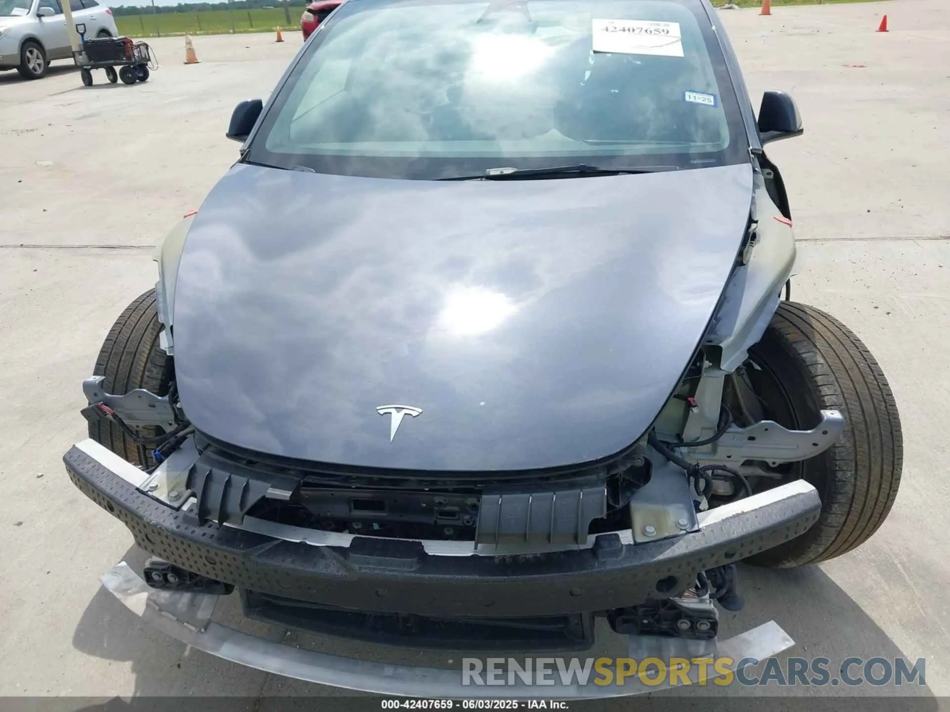10 Photograph of a damaged car 5YJ3E1EA7PF417293 TESLA MODEL 3 2023