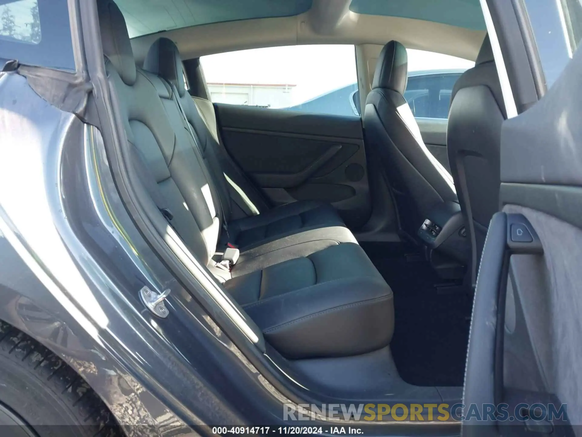 8 Photograph of a damaged car 5YJ3E1EA7PF418279 TESLA MODEL 3 2023