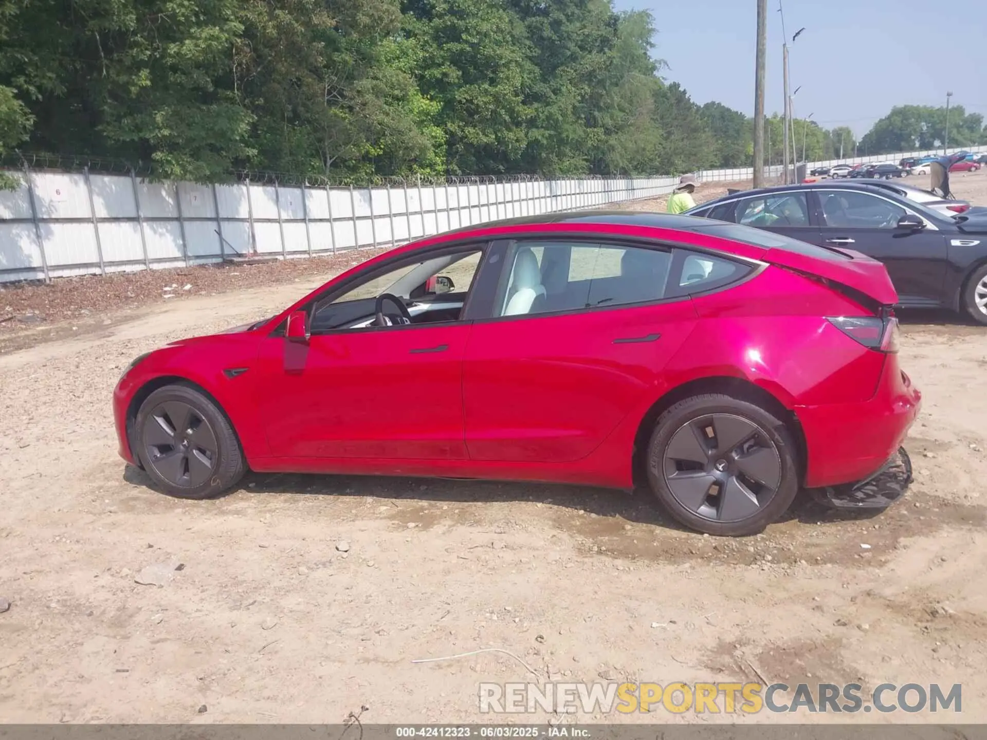 14 Photograph of a damaged car 5YJ3E1EA7PF426916 TESLA MODEL 3 2023