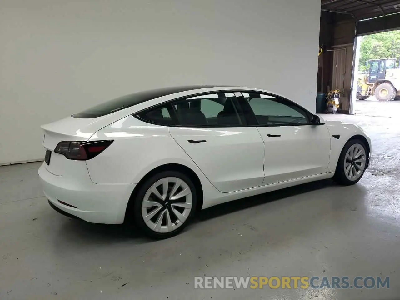 3 Photograph of a damaged car 5YJ3E1EA7PF428472 TESLA MODEL 3 2023