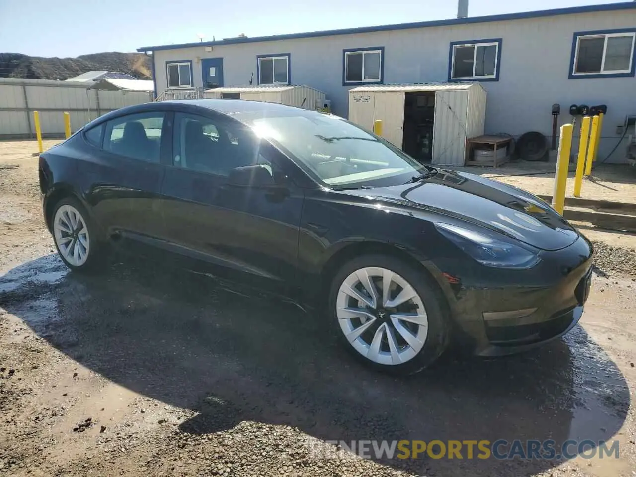 4 Photograph of a damaged car 5YJ3E1EA7PF430805 TESLA MODEL 3 2023