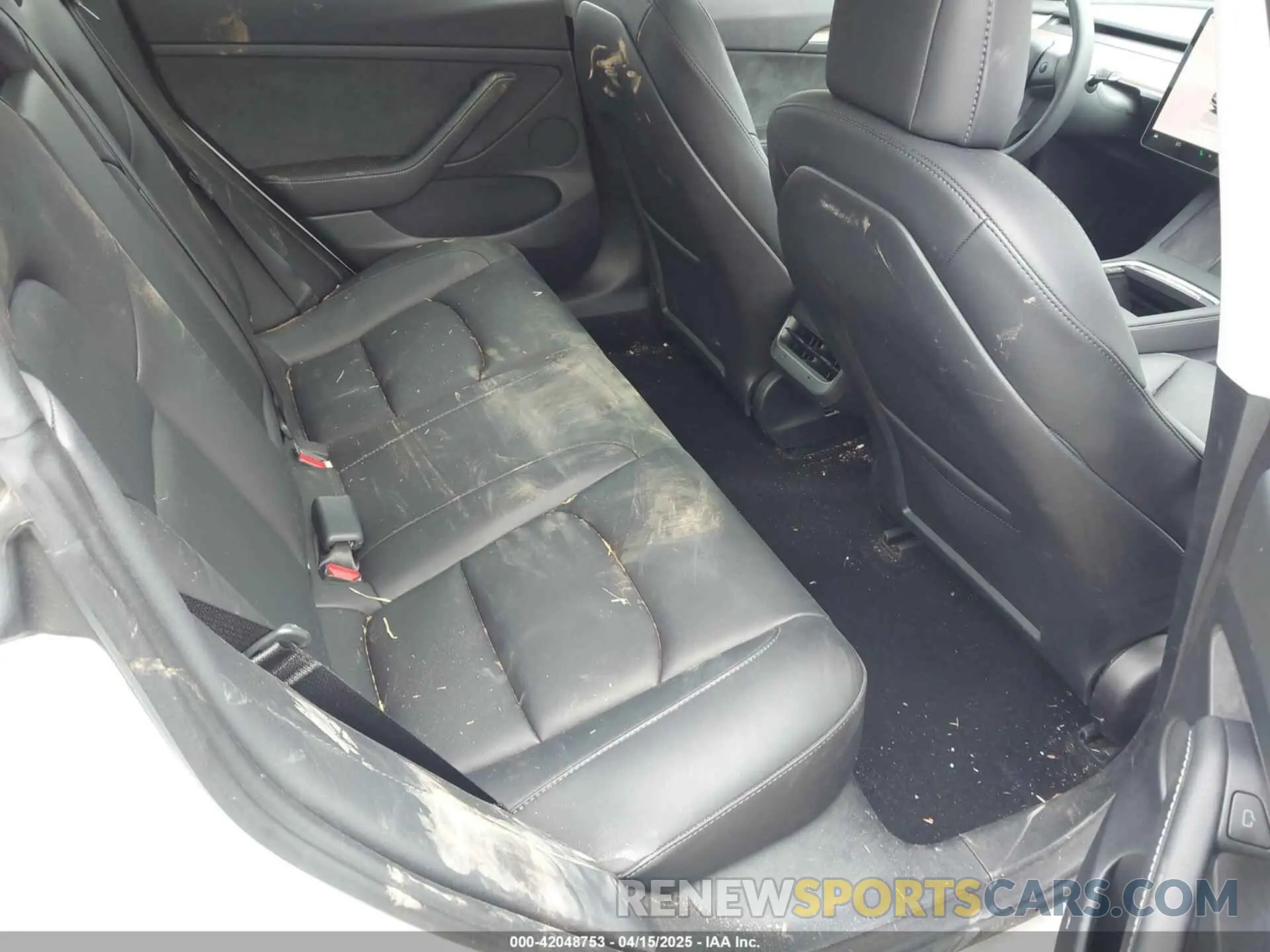 8 Photograph of a damaged car 5YJ3E1EA7PF431422 TESLA MODEL 3 2023