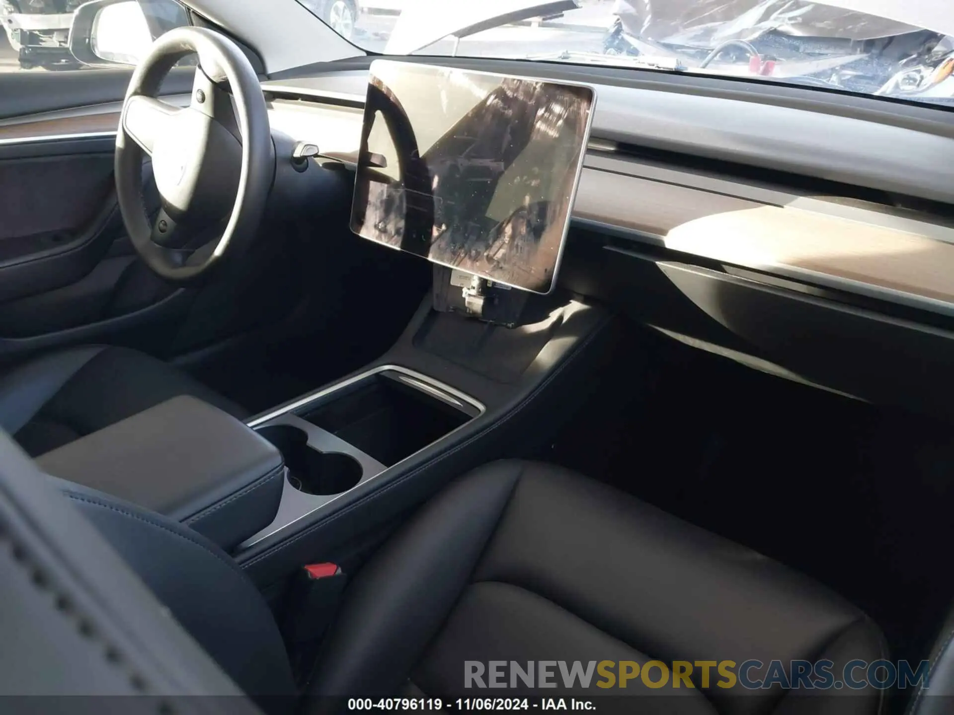 5 Photograph of a damaged car 5YJ3E1EA7PF431744 TESLA MODEL 3 2023