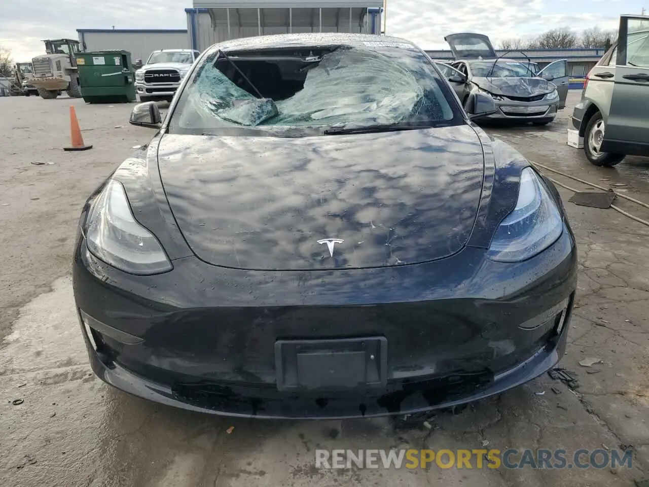 5 Photograph of a damaged car 5YJ3E1EA7PF447135 TESLA MODEL 3 2023