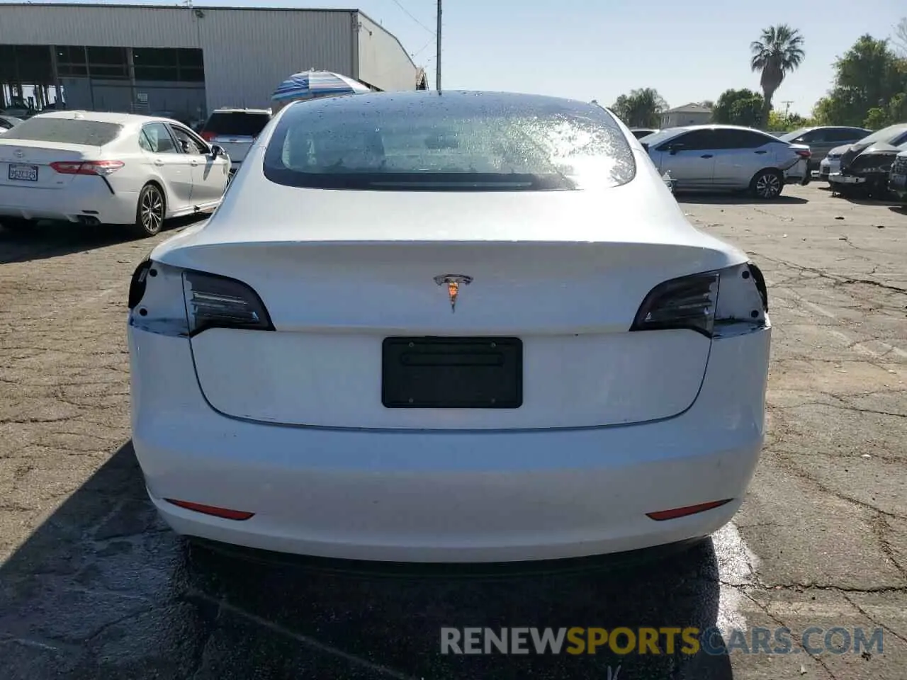 6 Photograph of a damaged car 5YJ3E1EA7PF450343 TESLA MODEL 3 2023