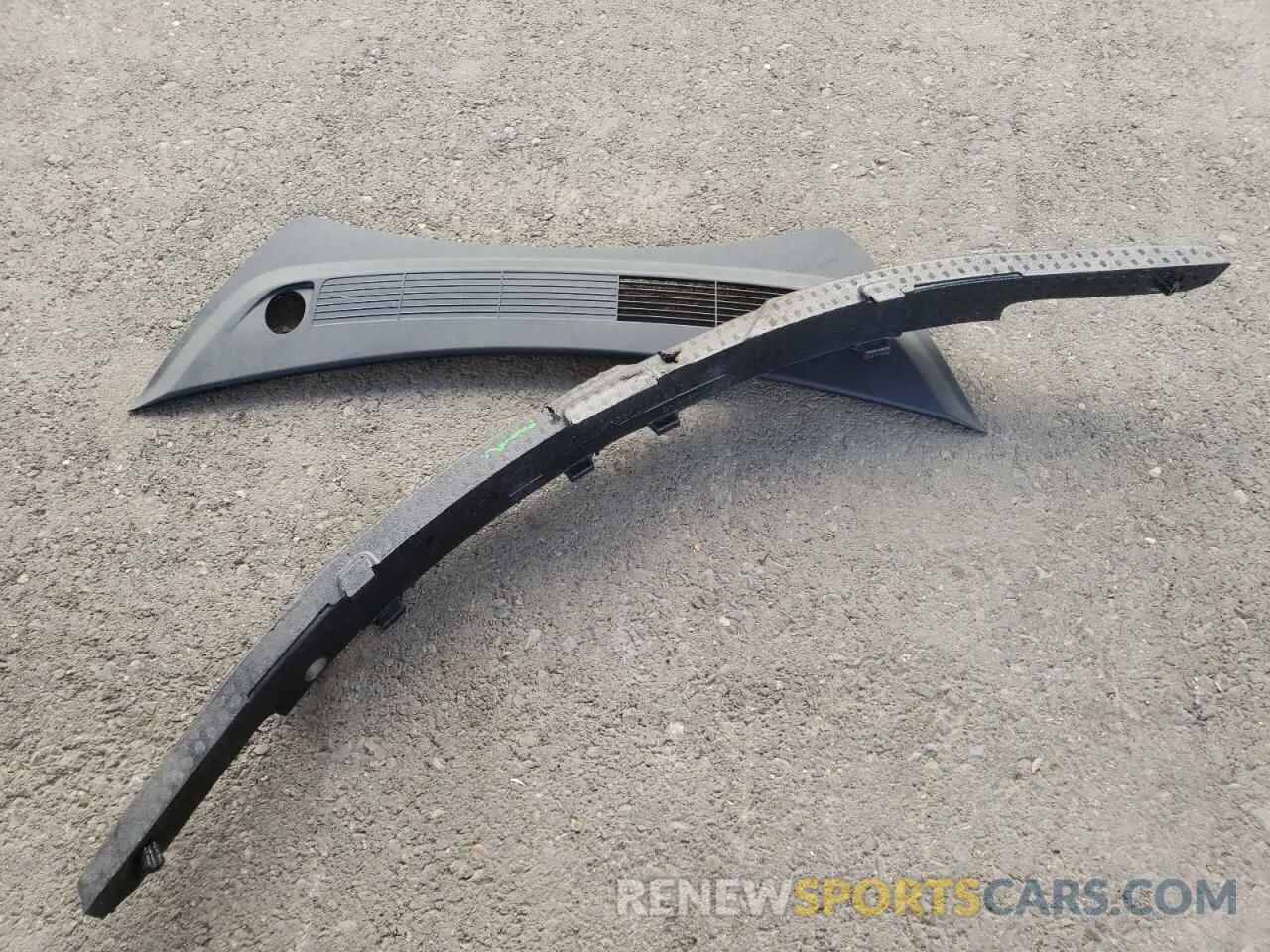 12 Photograph of a damaged car 5YJ3E1EA7PF457373 TESLA MODEL 3 2023
