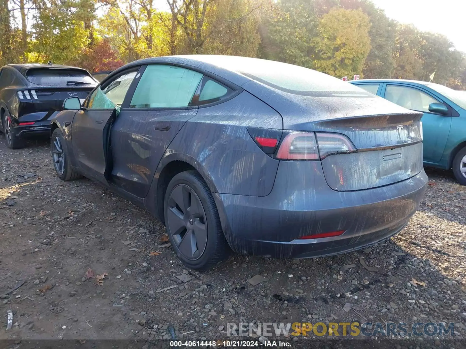3 Photograph of a damaged car 5YJ3E1EA7PF458006 TESLA MODEL 3 2023