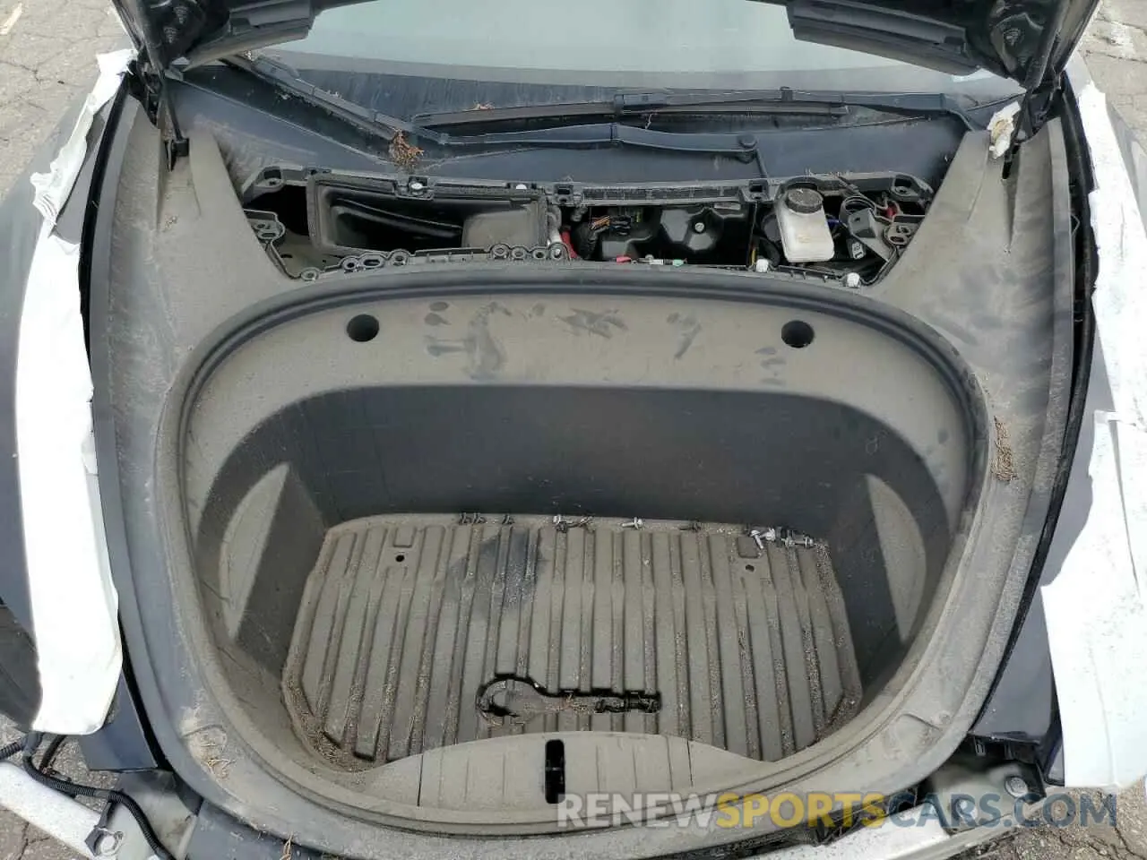 11 Photograph of a damaged car 5YJ3E1EA7PF460323 TESLA MODEL 3 2023