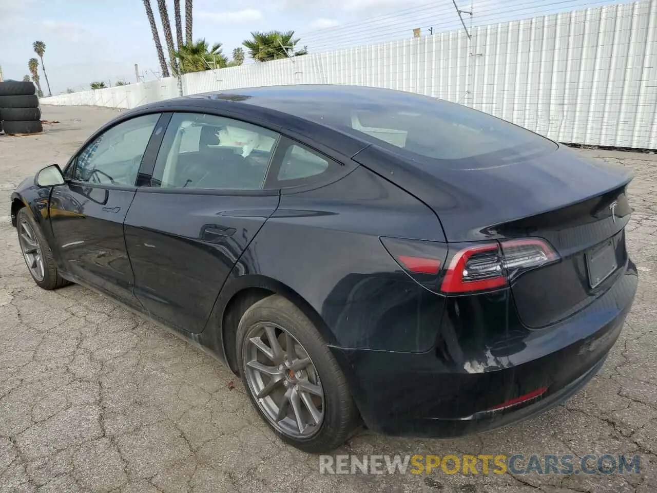2 Photograph of a damaged car 5YJ3E1EA7PF460323 TESLA MODEL 3 2023