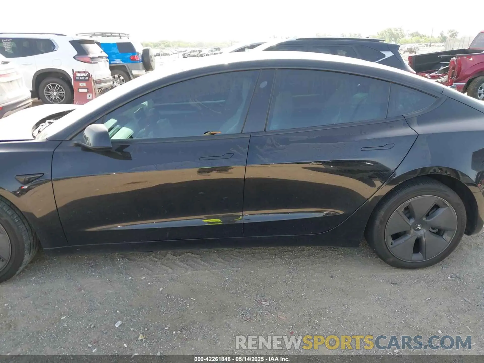 14 Photograph of a damaged car 5YJ3E1EA7PF465540 TESLA MODEL 3 2023