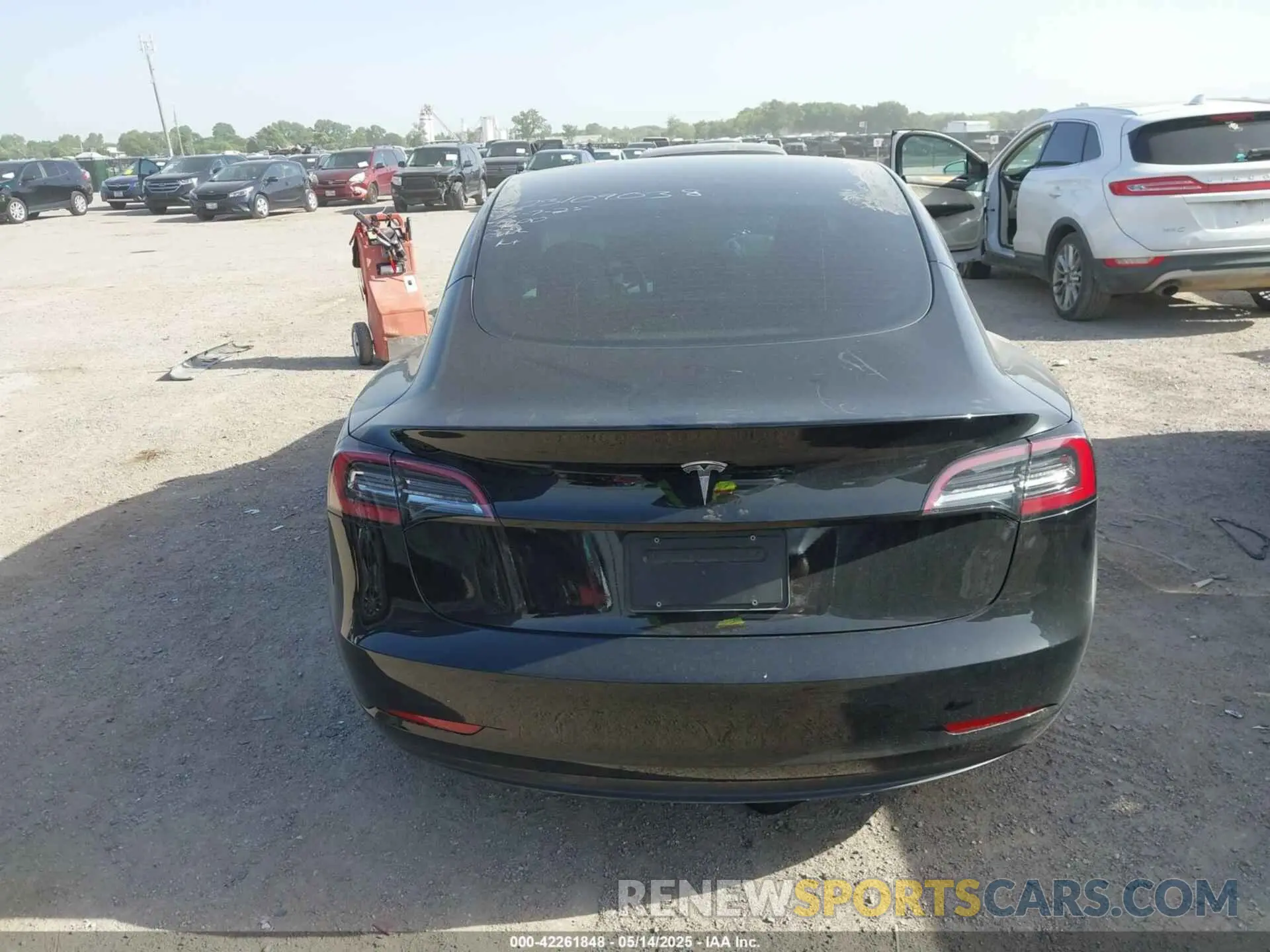 16 Photograph of a damaged car 5YJ3E1EA7PF465540 TESLA MODEL 3 2023