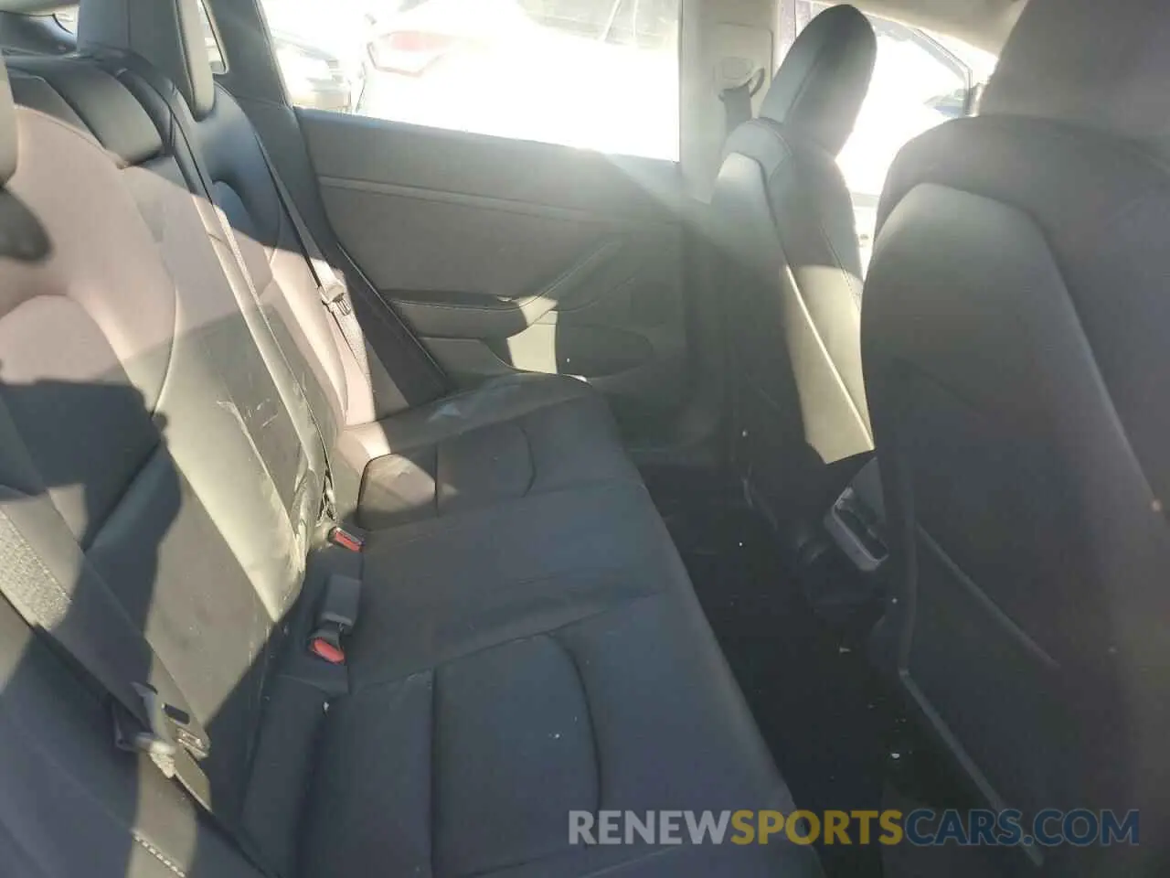 10 Photograph of a damaged car 5YJ3E1EA7PF468194 TESLA MODEL 3 2023