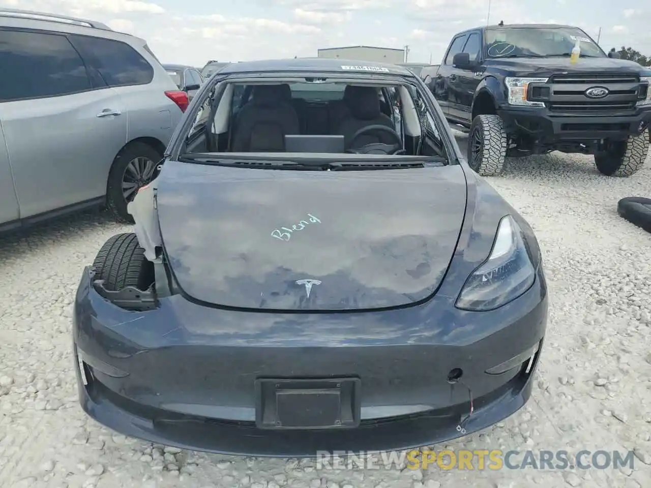 5 Photograph of a damaged car 5YJ3E1EA7PF469071 TESLA MODEL 3 2023