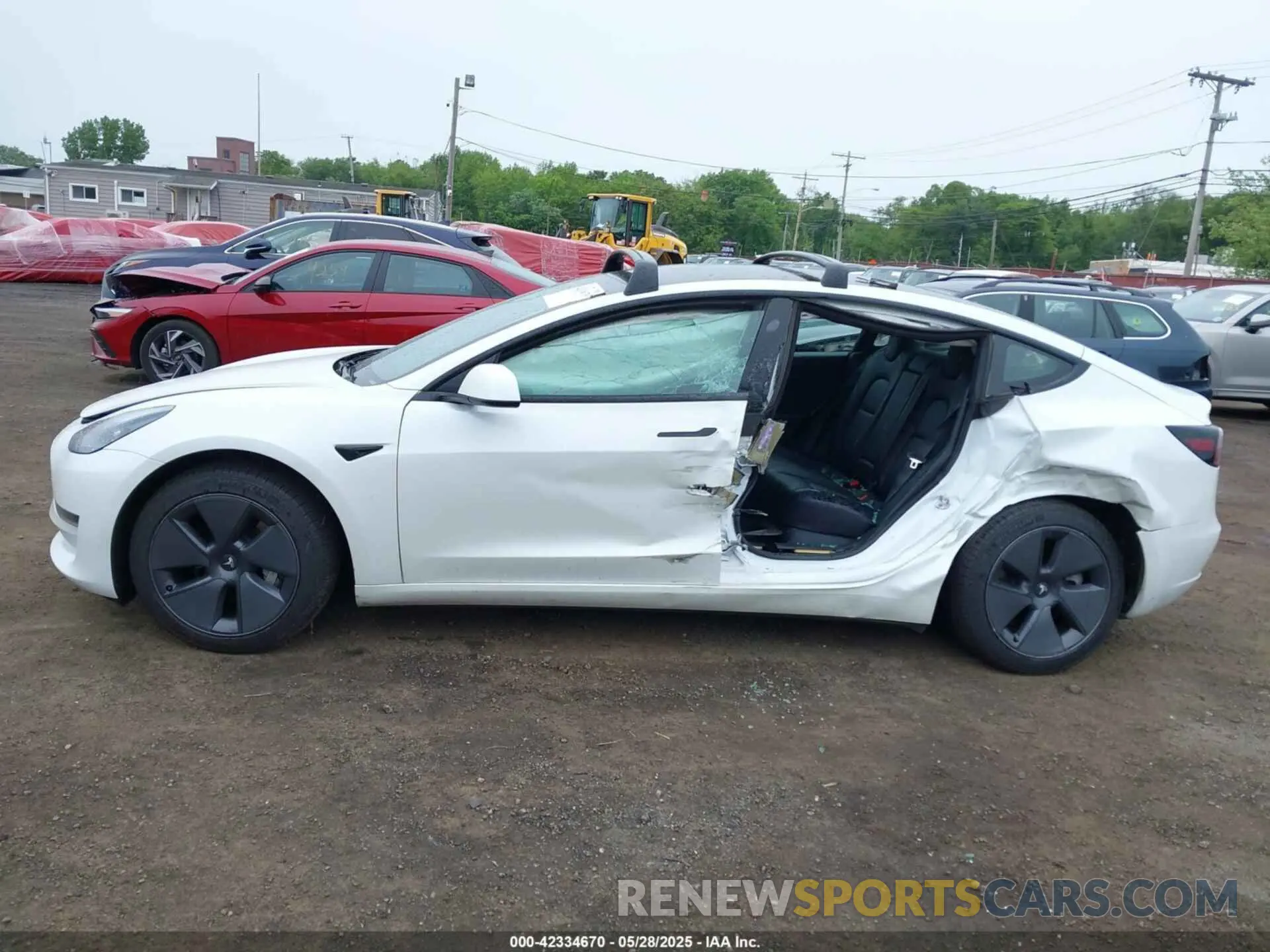 14 Photograph of a damaged car 5YJ3E1EA7PF470141 TESLA MODEL 3 2023