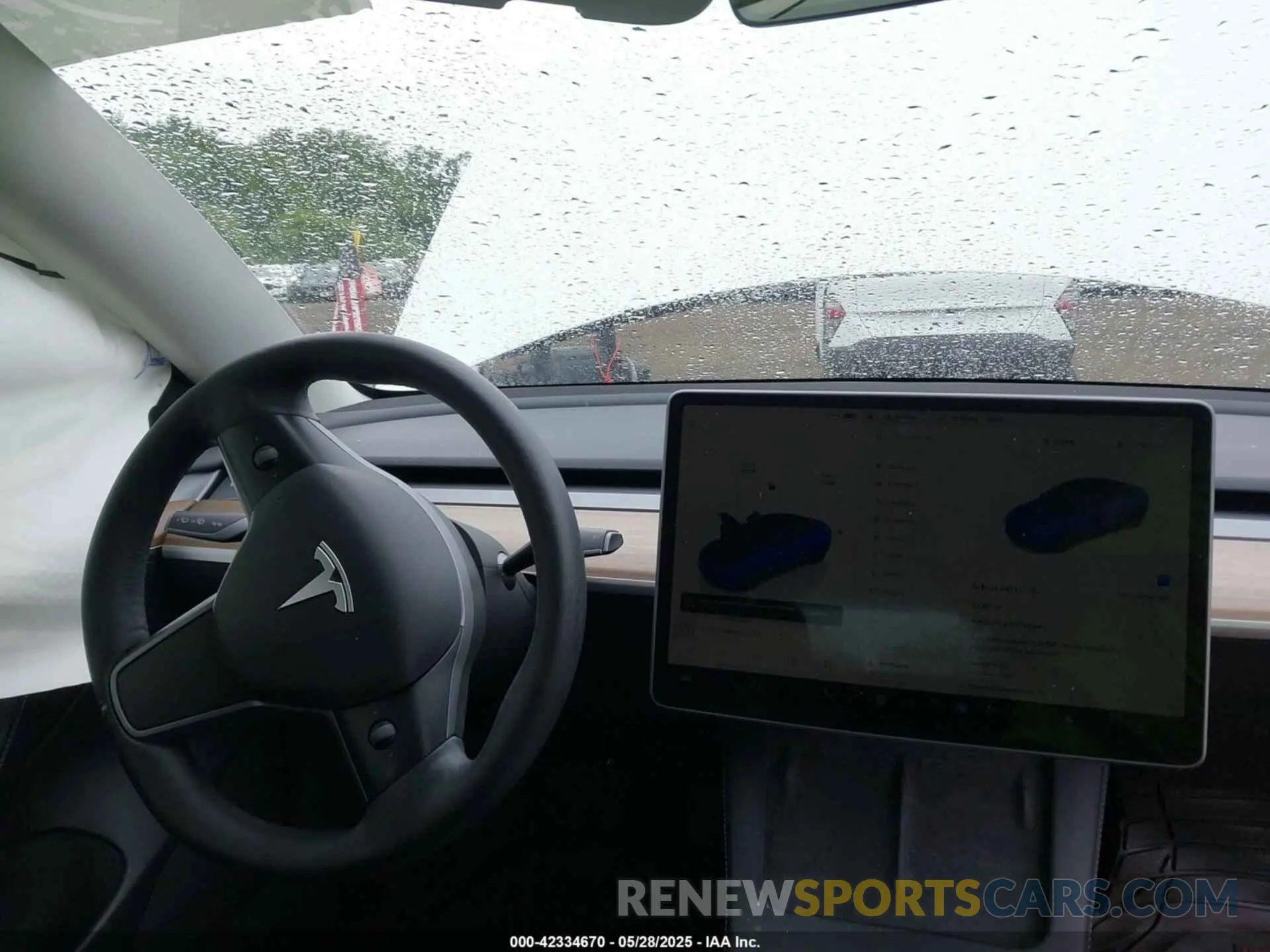 18 Photograph of a damaged car 5YJ3E1EA7PF470141 TESLA MODEL 3 2023