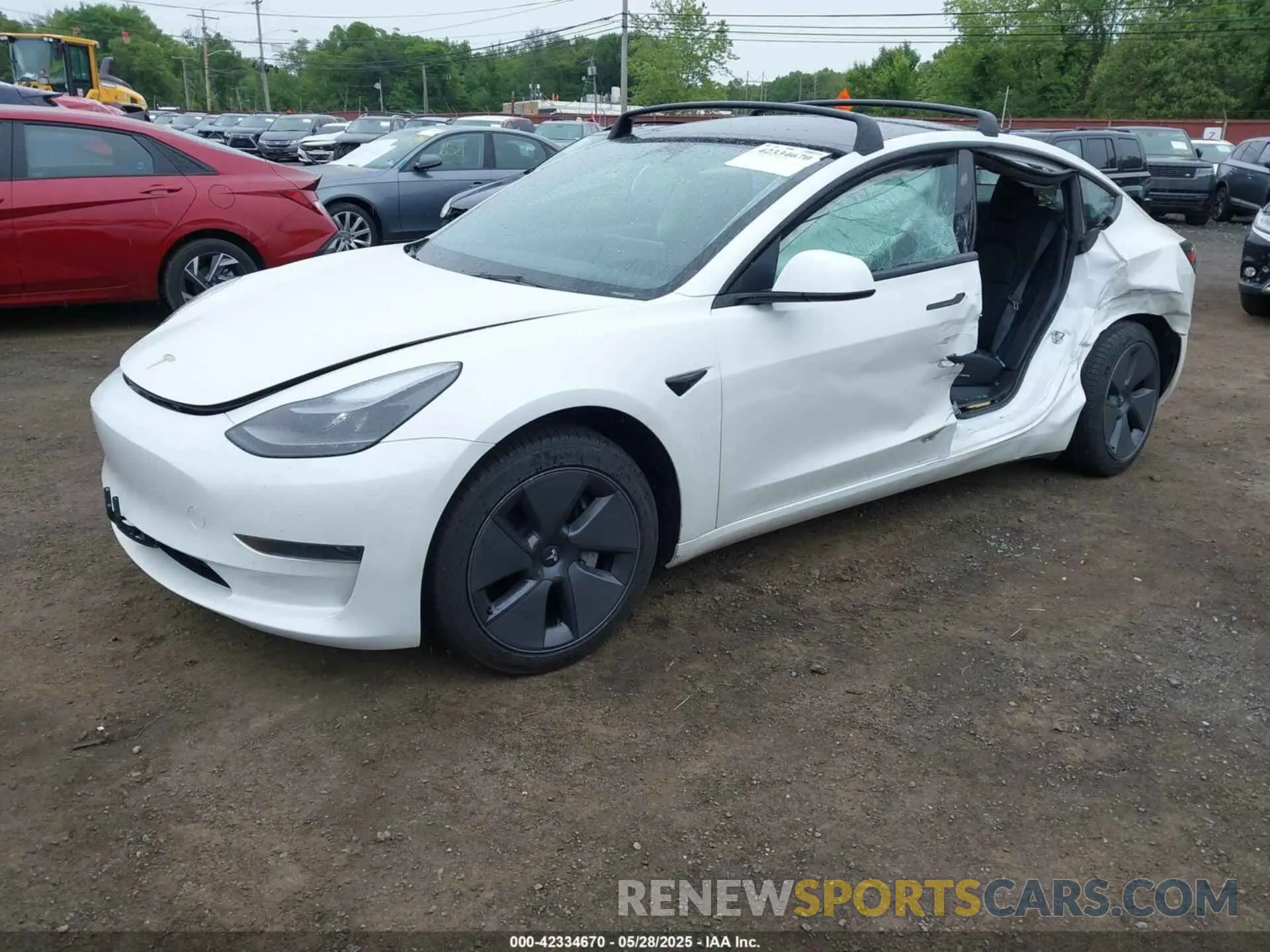 2 Photograph of a damaged car 5YJ3E1EA7PF470141 TESLA MODEL 3 2023