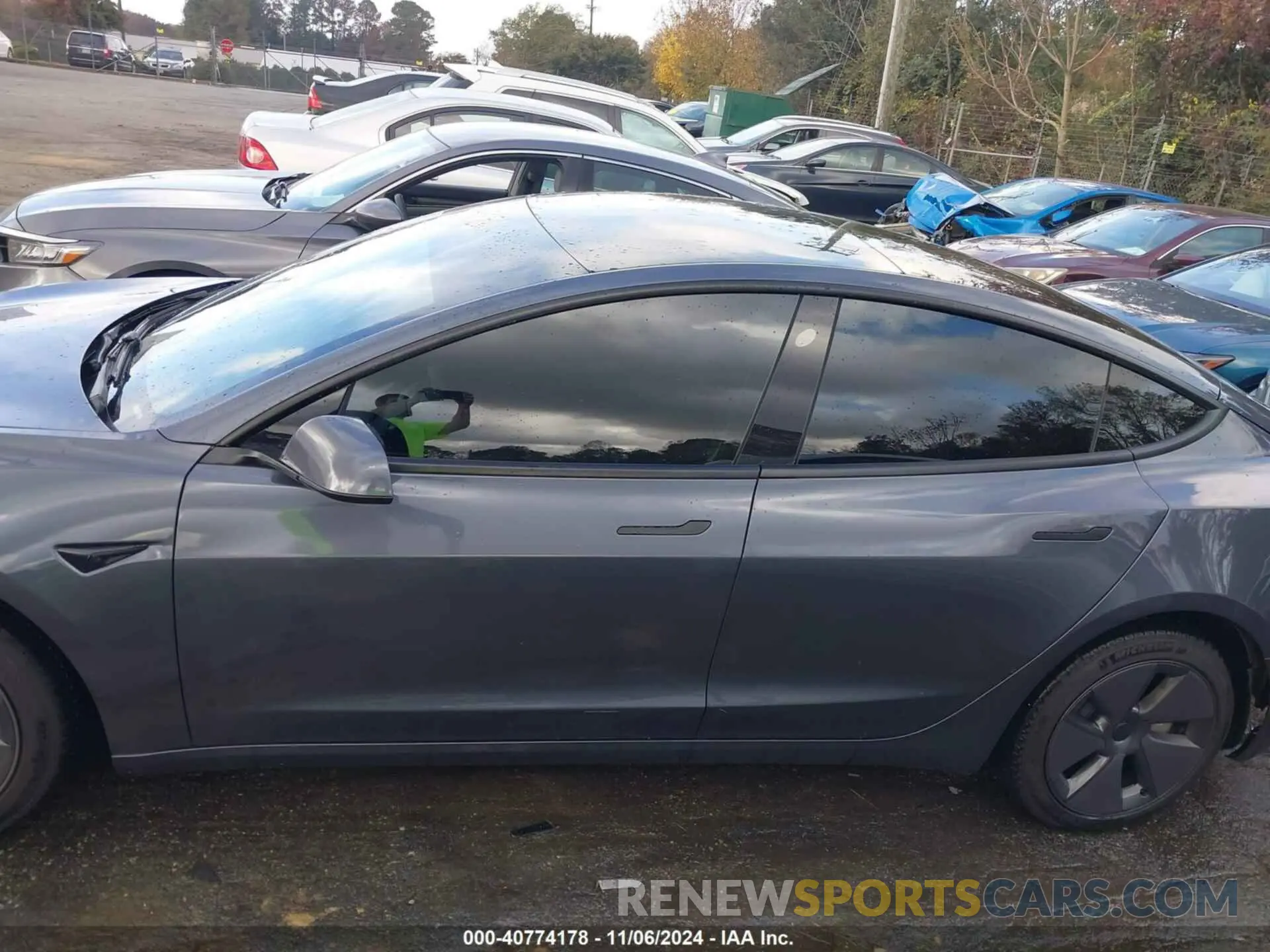 14 Photograph of a damaged car 5YJ3E1EA7PF483312 TESLA MODEL 3 2023