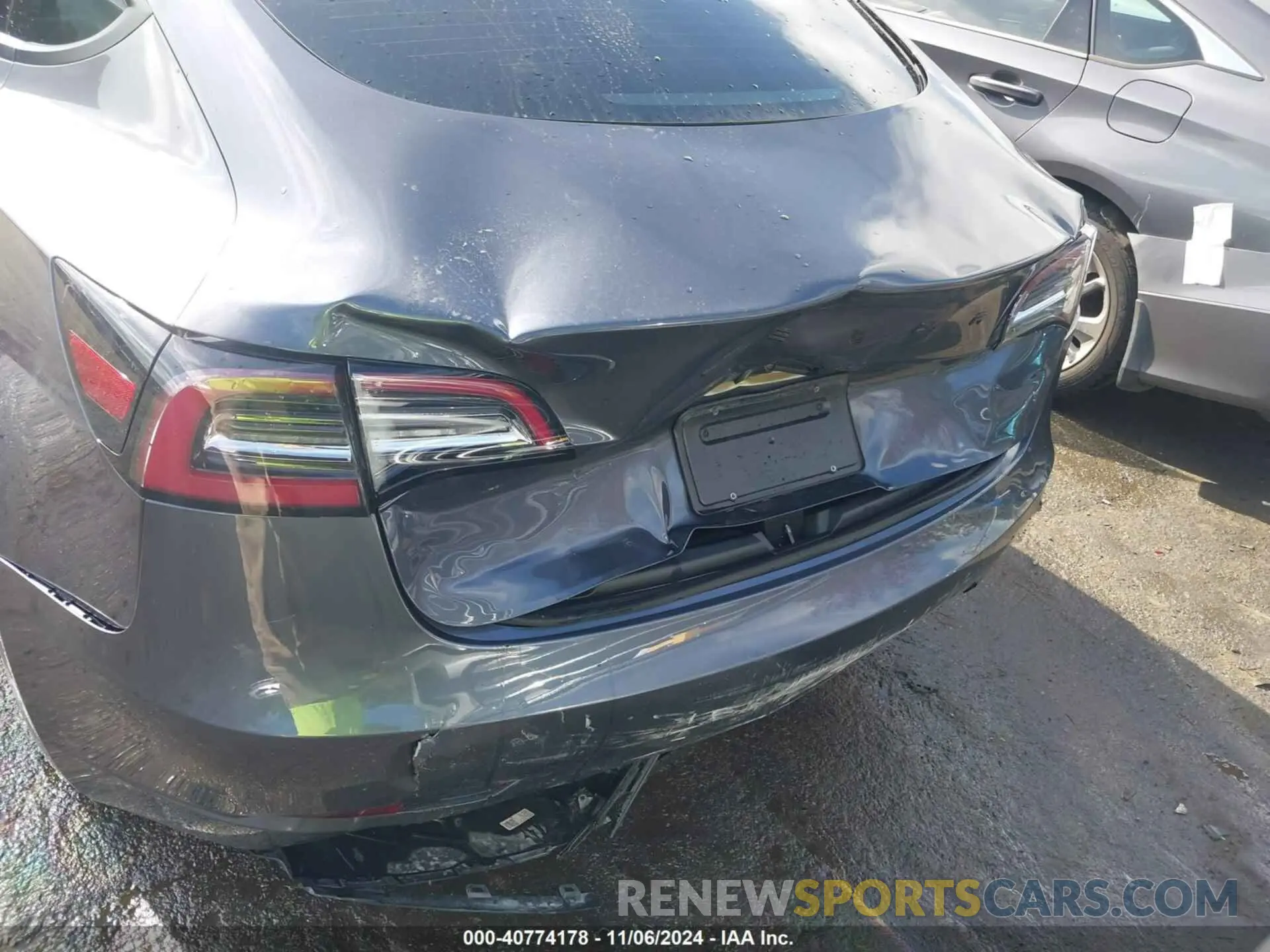 6 Photograph of a damaged car 5YJ3E1EA7PF483312 TESLA MODEL 3 2023