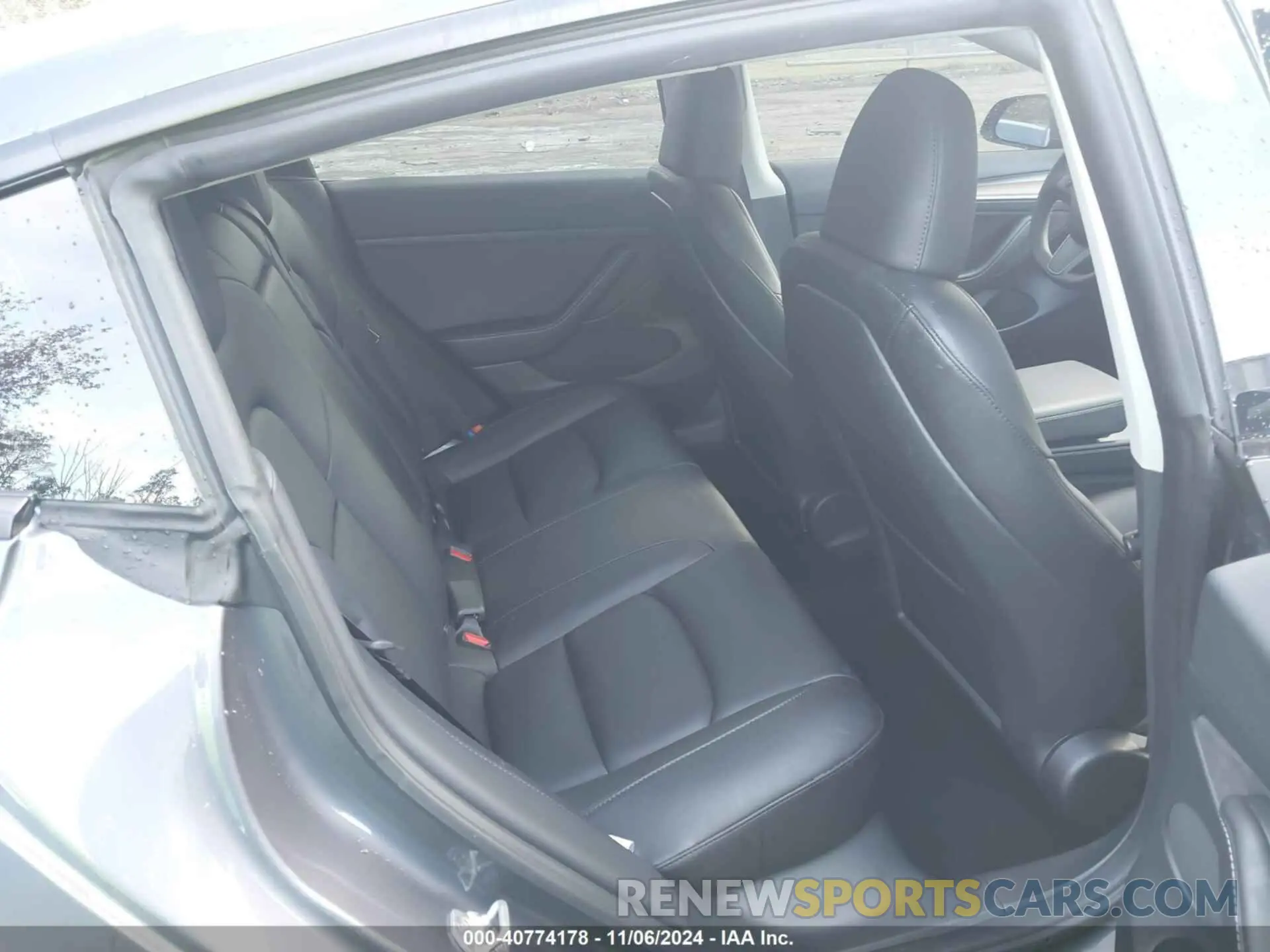 8 Photograph of a damaged car 5YJ3E1EA7PF483312 TESLA MODEL 3 2023