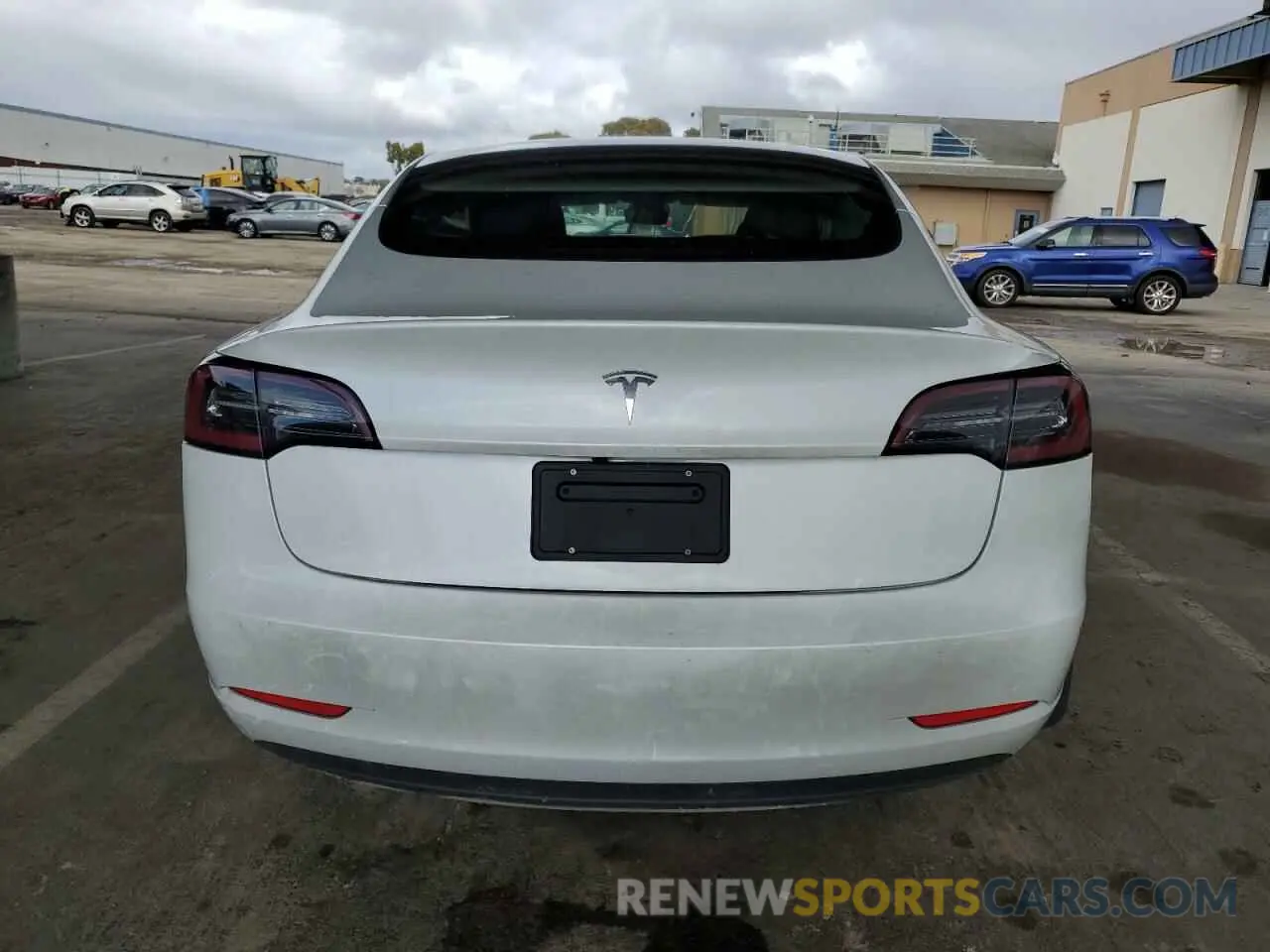 6 Photograph of a damaged car 5YJ3E1EA7PF488316 TESLA MODEL 3 2023