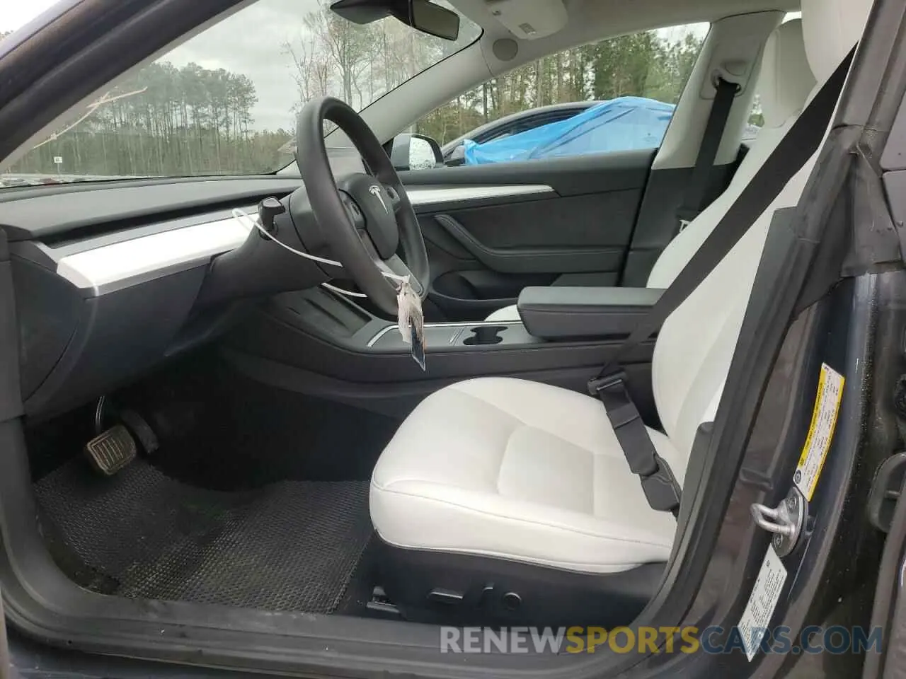 7 Photograph of a damaged car 5YJ3E1EA7PF549180 TESLA MODEL 3 2023