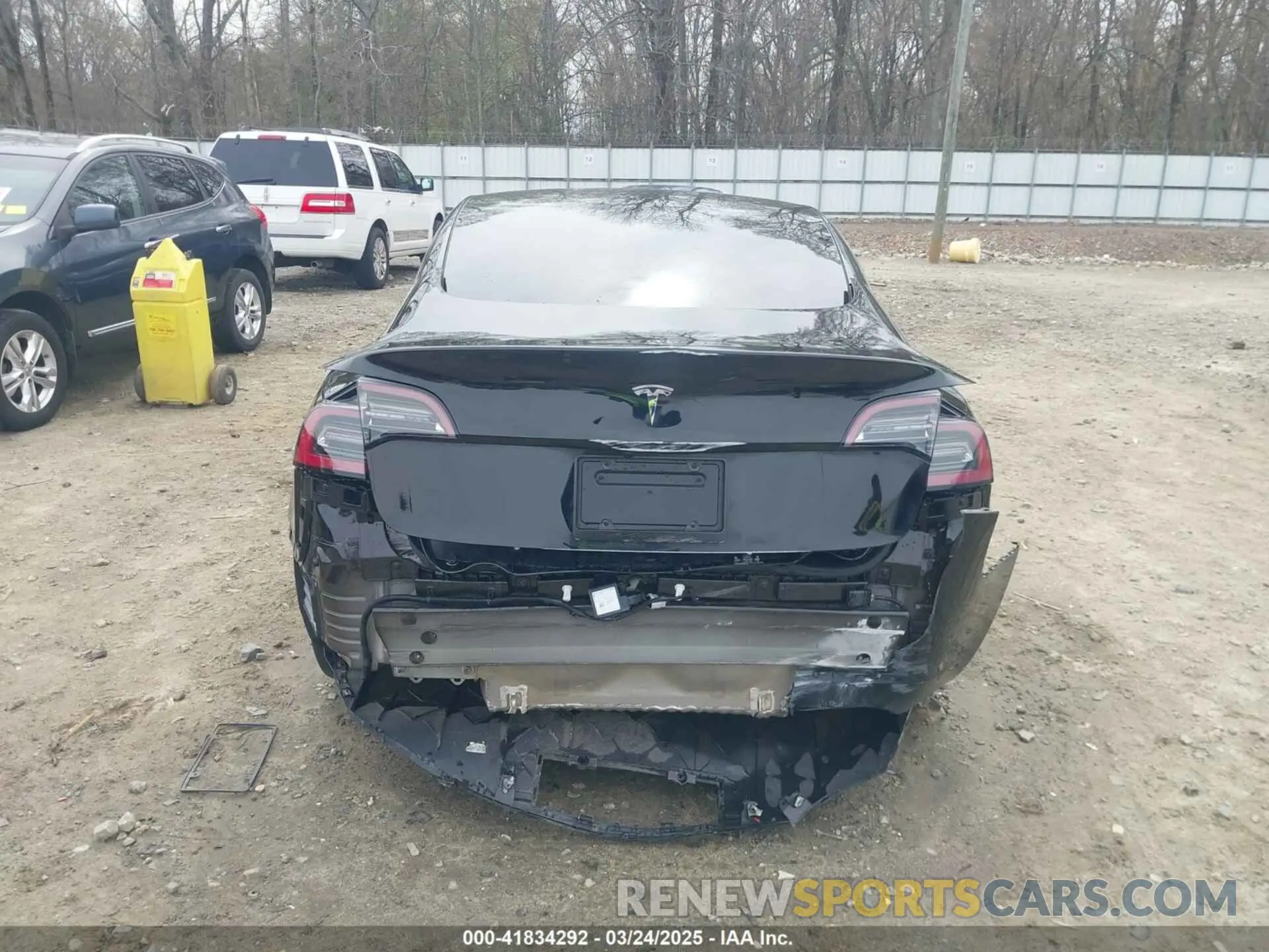 16 Photograph of a damaged car 5YJ3E1EA7PF550202 TESLA MODEL 3 2023