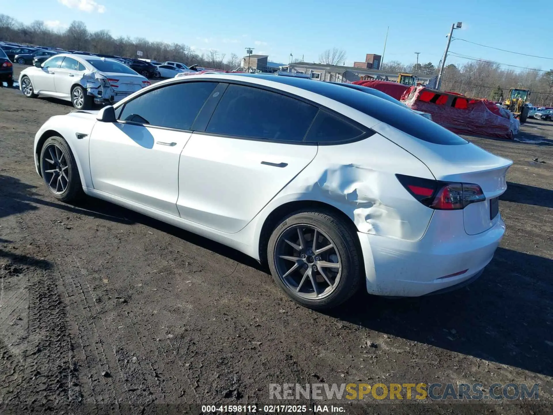3 Photograph of a damaged car 5YJ3E1EA7PF550524 TESLA MODEL 3 2023