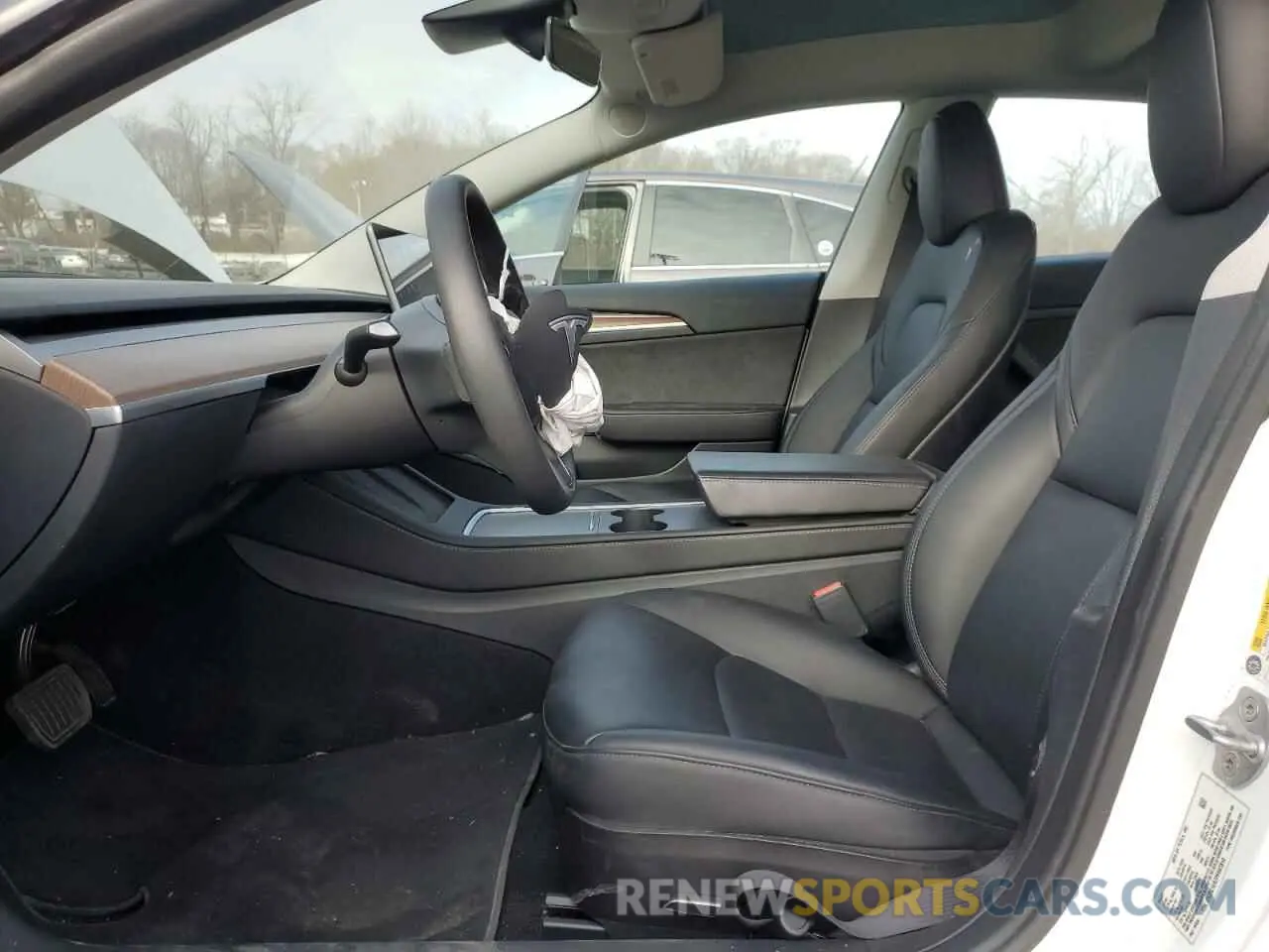 7 Photograph of a damaged car 5YJ3E1EA7PF561815 TESLA MODEL 3 2023