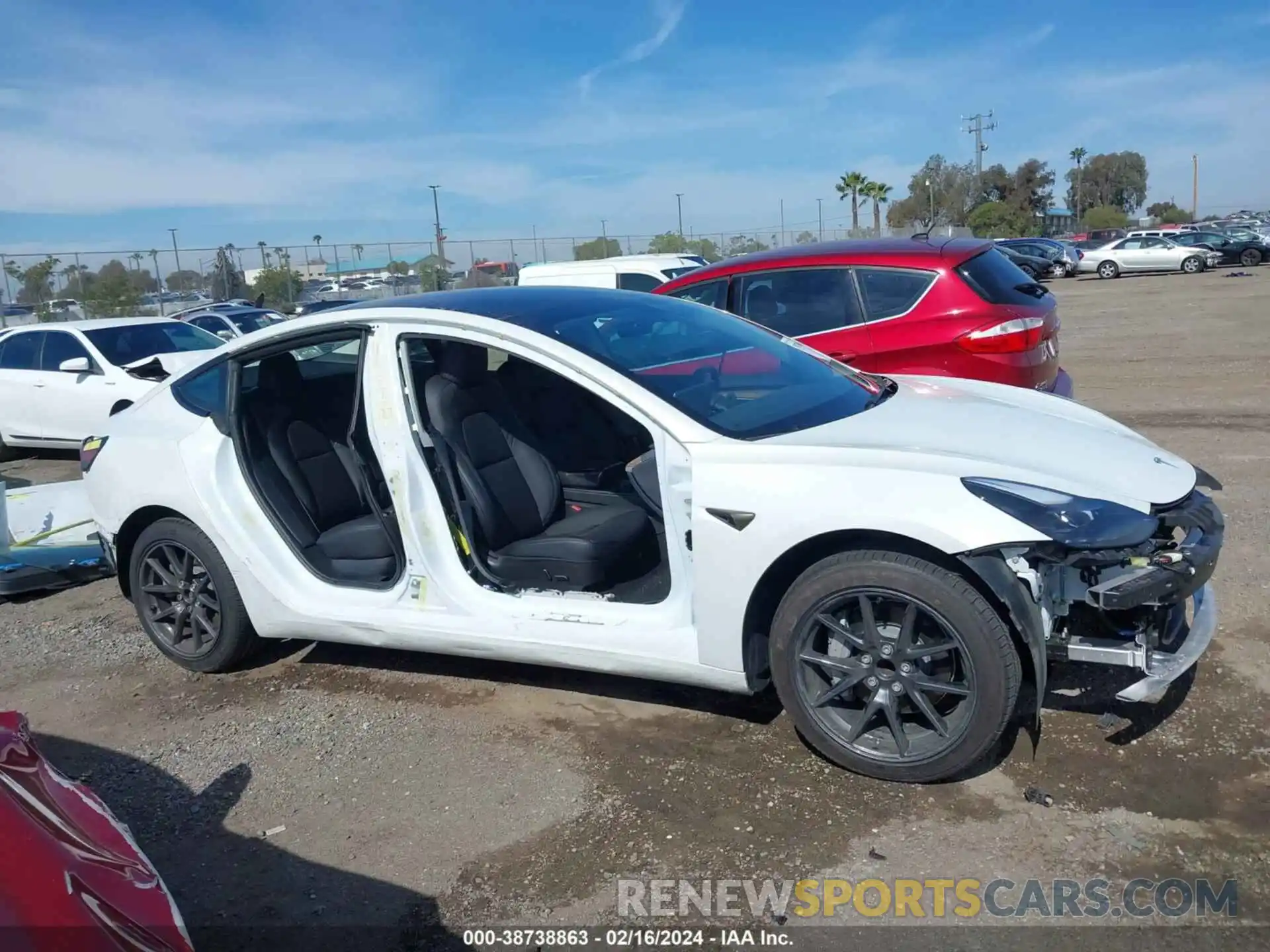 13 Photograph of a damaged car 5YJ3E1EA7PF564195 TESLA MODEL 3 2023