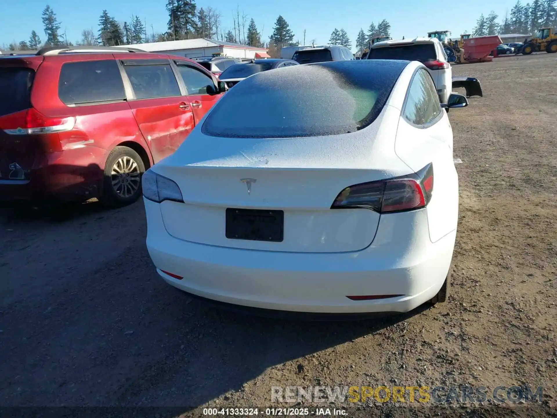 17 Photograph of a damaged car 5YJ3E1EA7PF564956 TESLA MODEL 3 2023