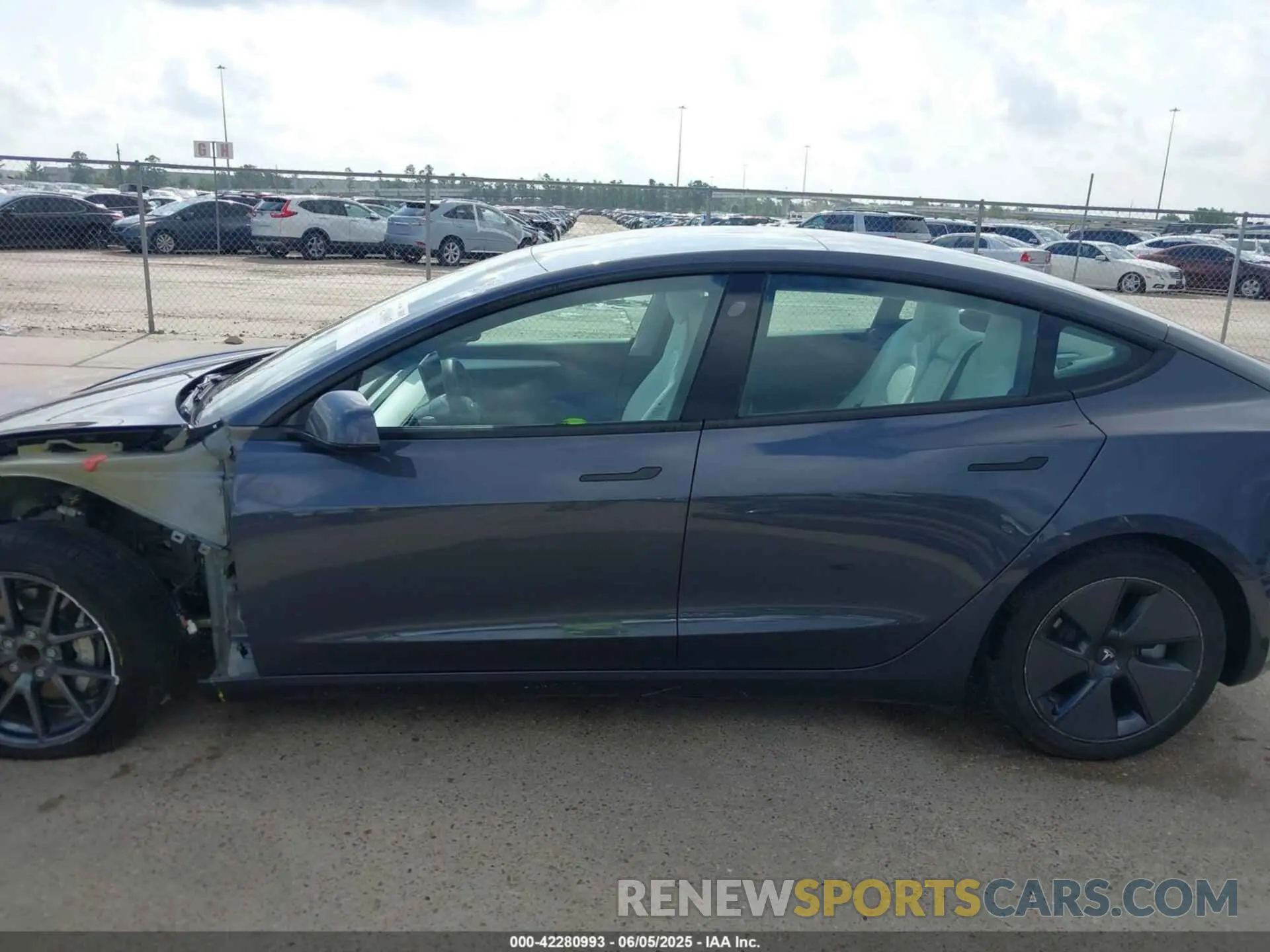 15 Photograph of a damaged car 5YJ3E1EA7PF567906 TESLA MODEL 3 2023