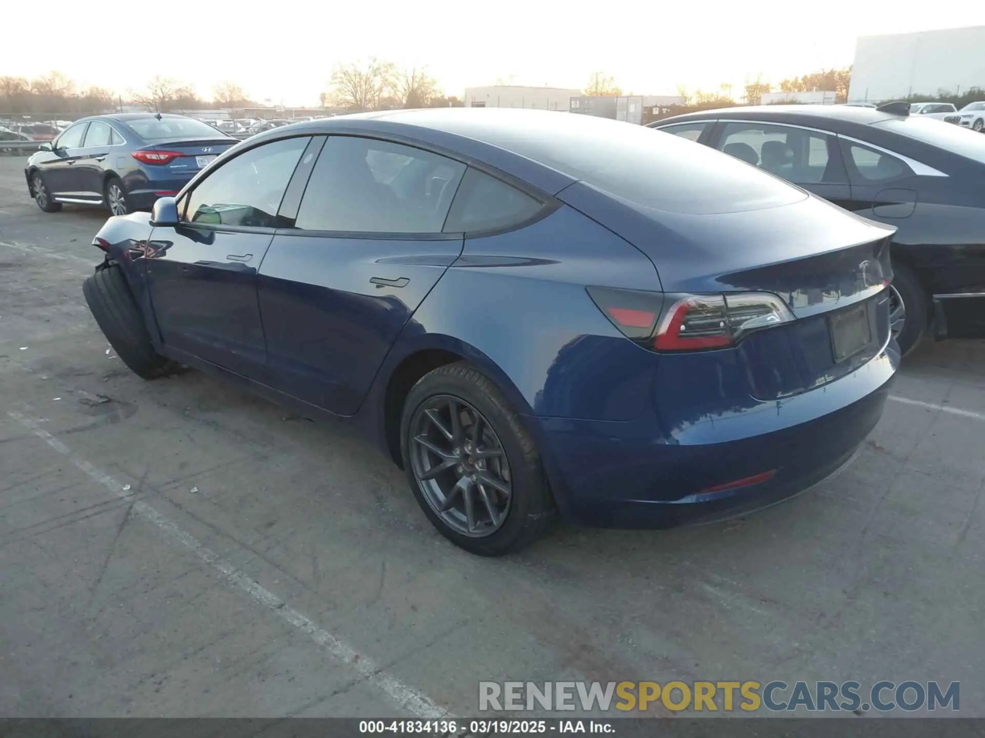 3 Photograph of a damaged car 5YJ3E1EA7PF569963 TESLA MODEL 3 2023