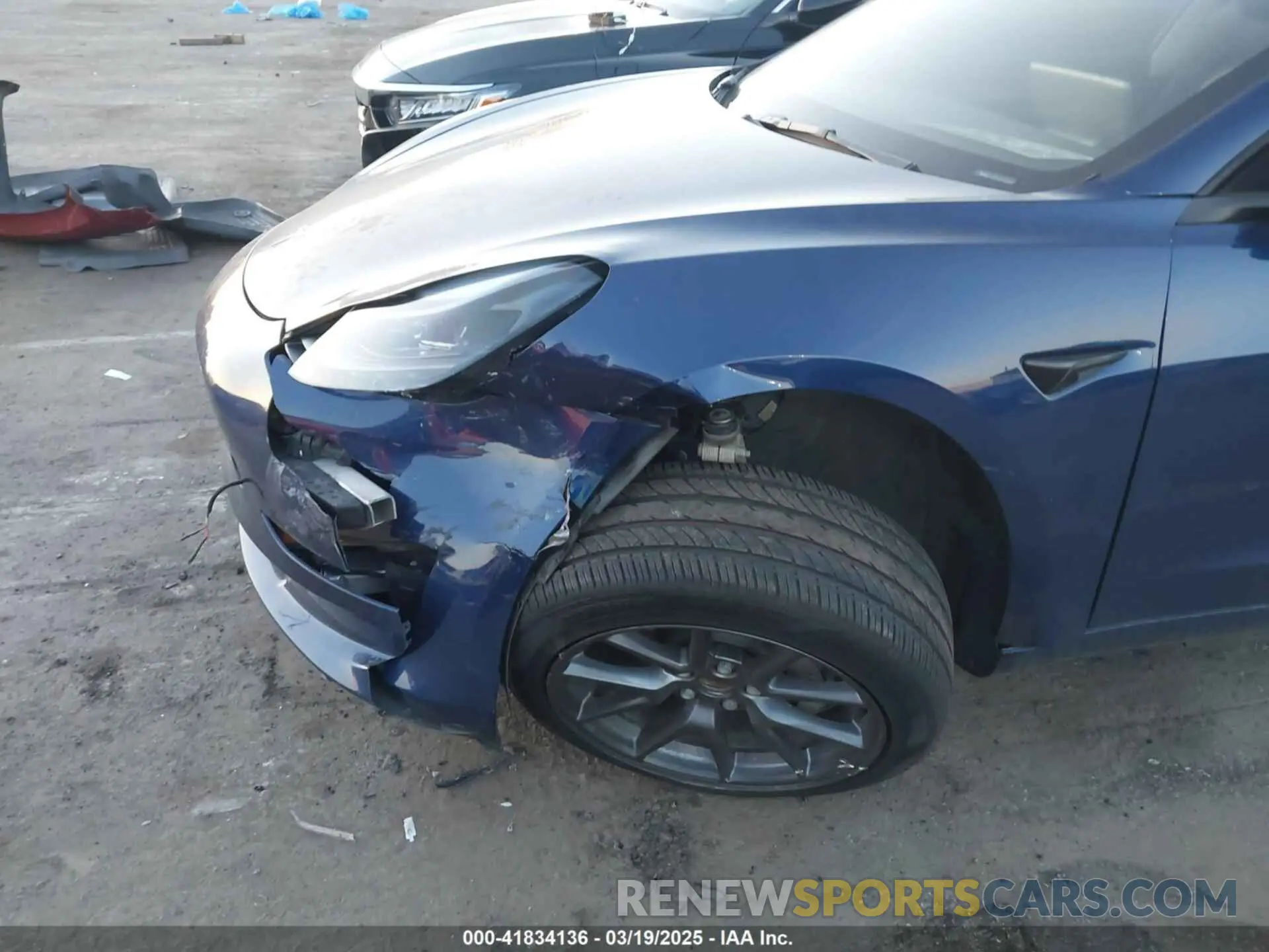 6 Photograph of a damaged car 5YJ3E1EA7PF569963 TESLA MODEL 3 2023