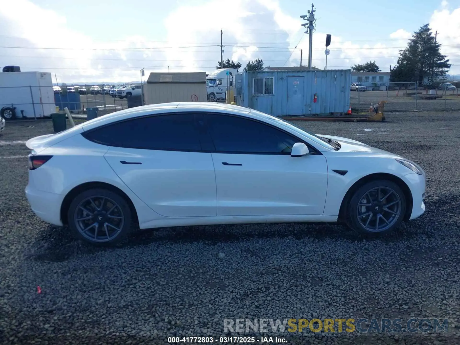 13 Photograph of a damaged car 5YJ3E1EA7PF570871 TESLA MODEL 3 2023