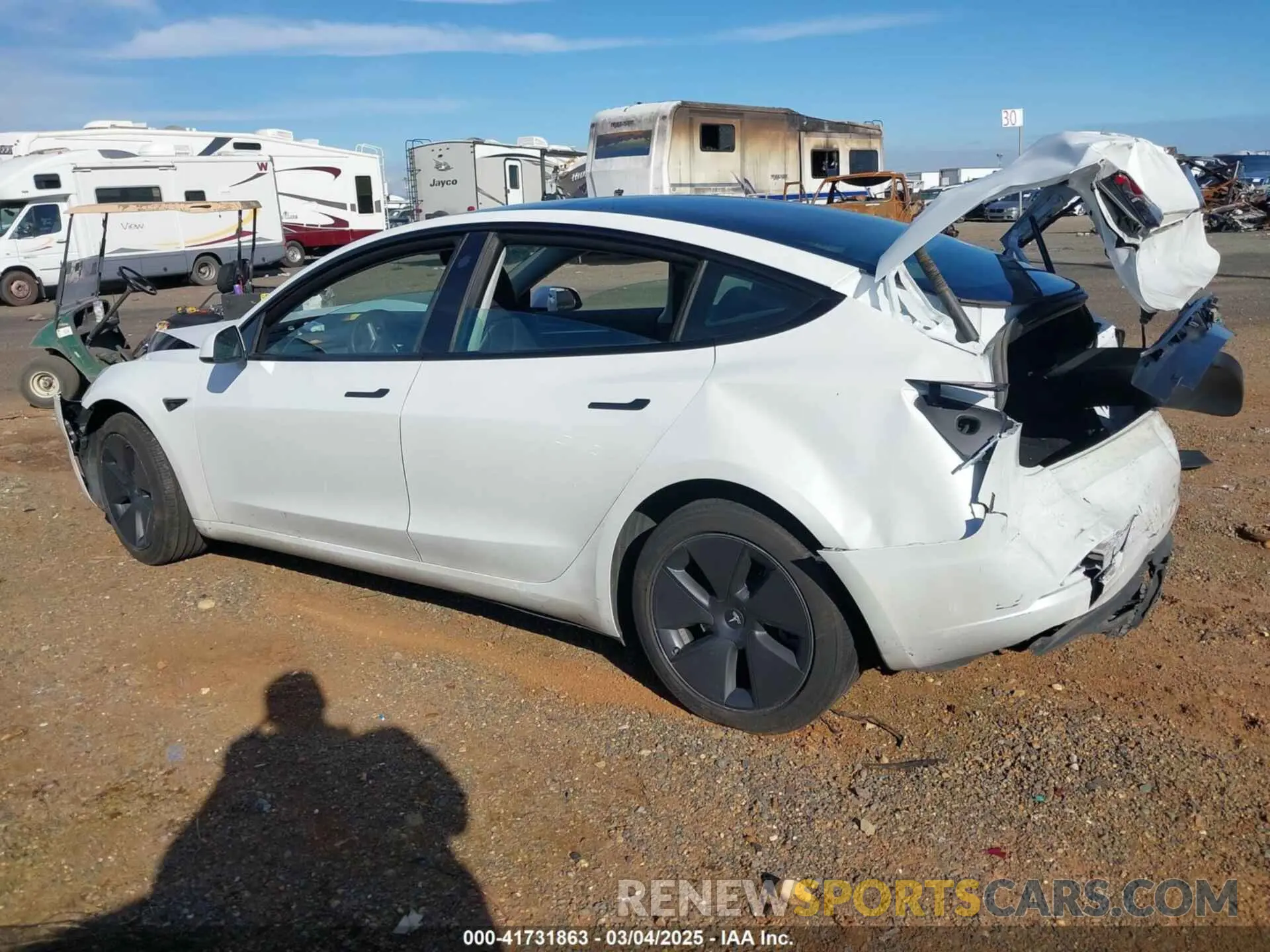 14 Photograph of a damaged car 5YJ3E1EA7PF594992 TESLA MODEL 3 2023