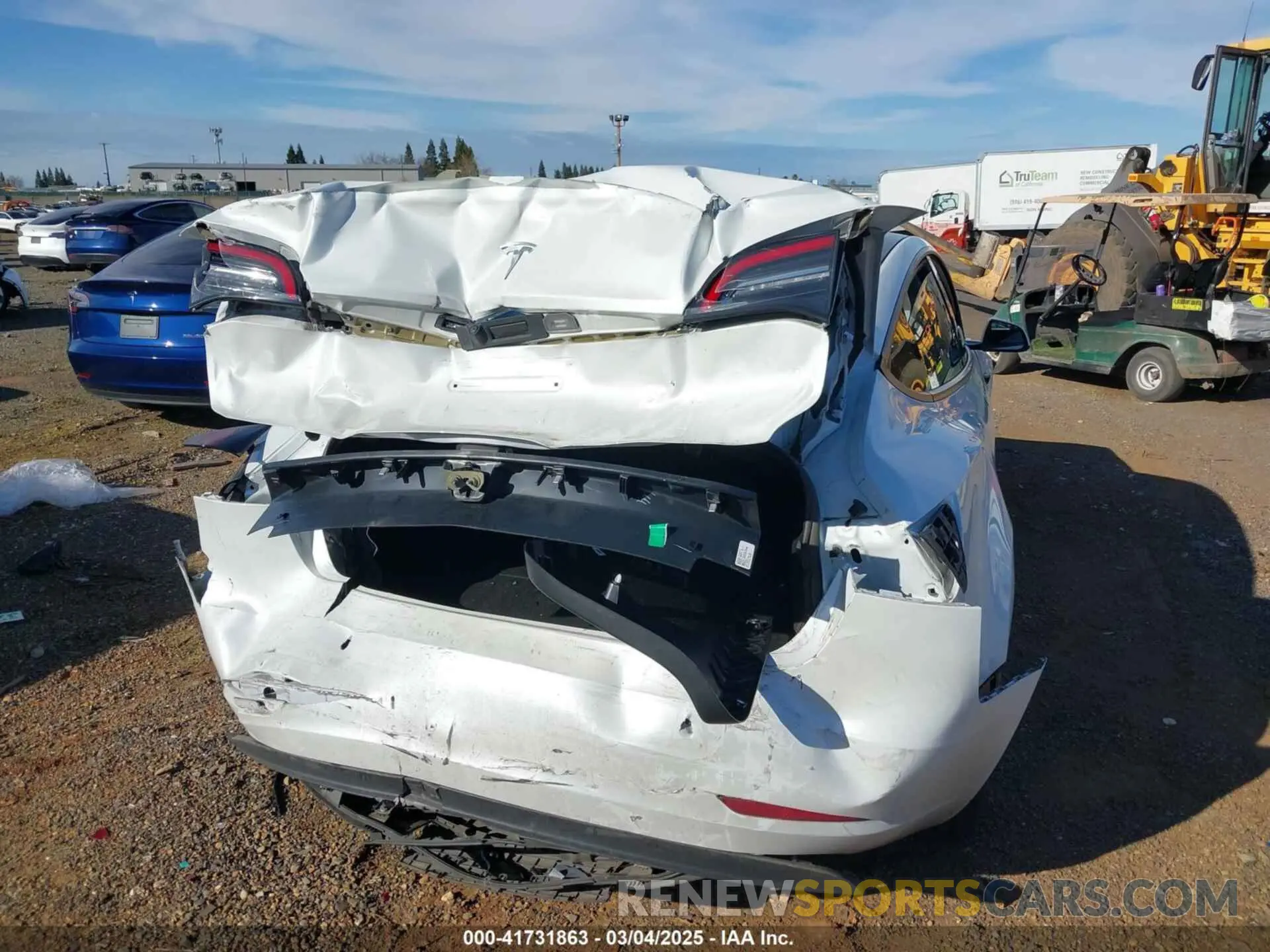 6 Photograph of a damaged car 5YJ3E1EA7PF594992 TESLA MODEL 3 2023