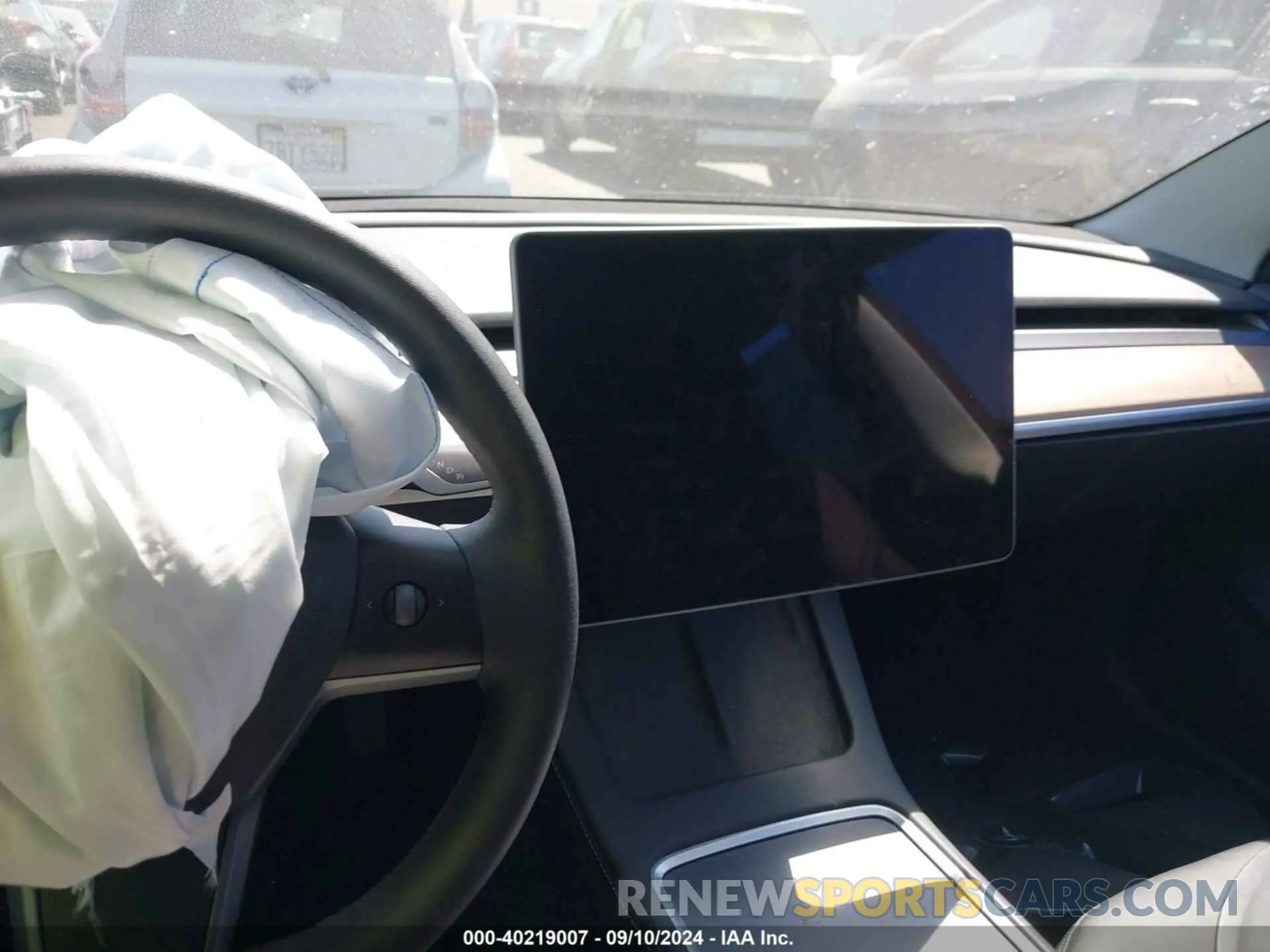 17 Photograph of a damaged car 5YJ3E1EA7PF611273 TESLA MODEL 3 2023