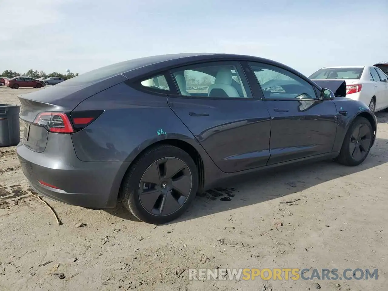 3 Photograph of a damaged car 5YJ3E1EA7PF639266 TESLA MODEL 3 2023
